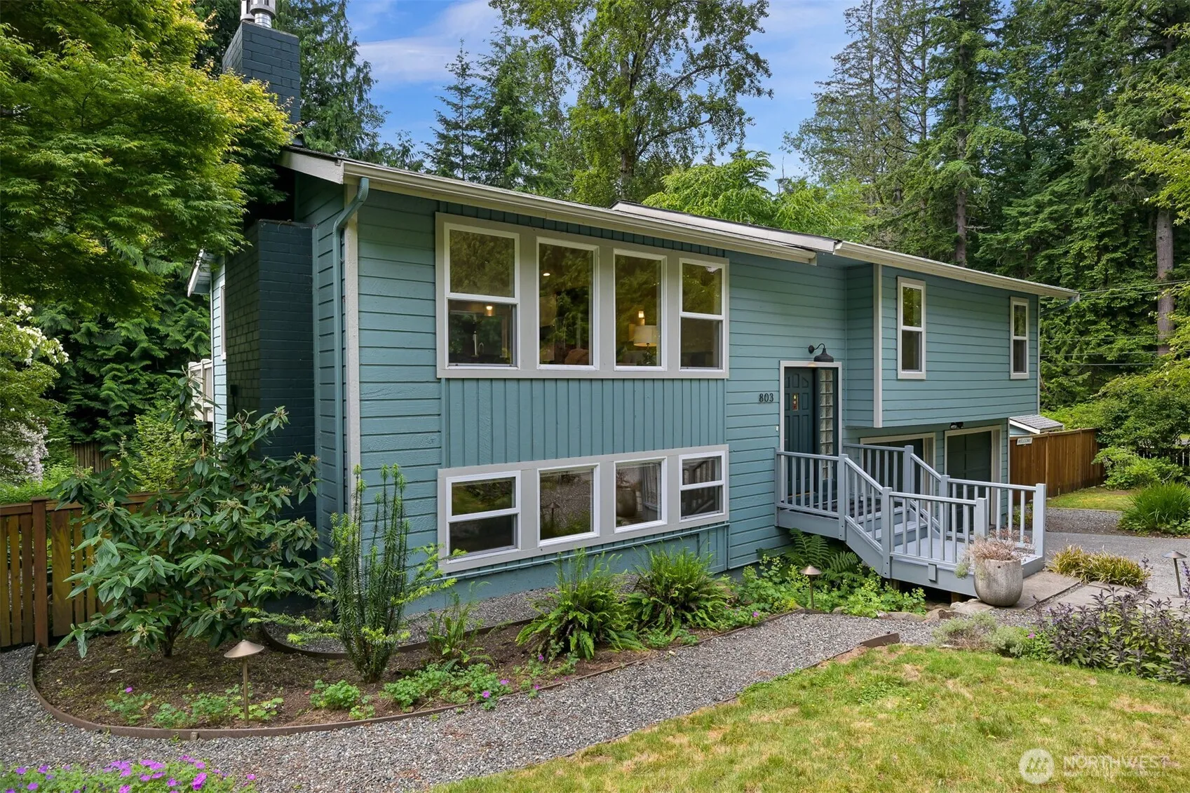 Property photo for 803 Timberlake Way, Bellingham photo 2