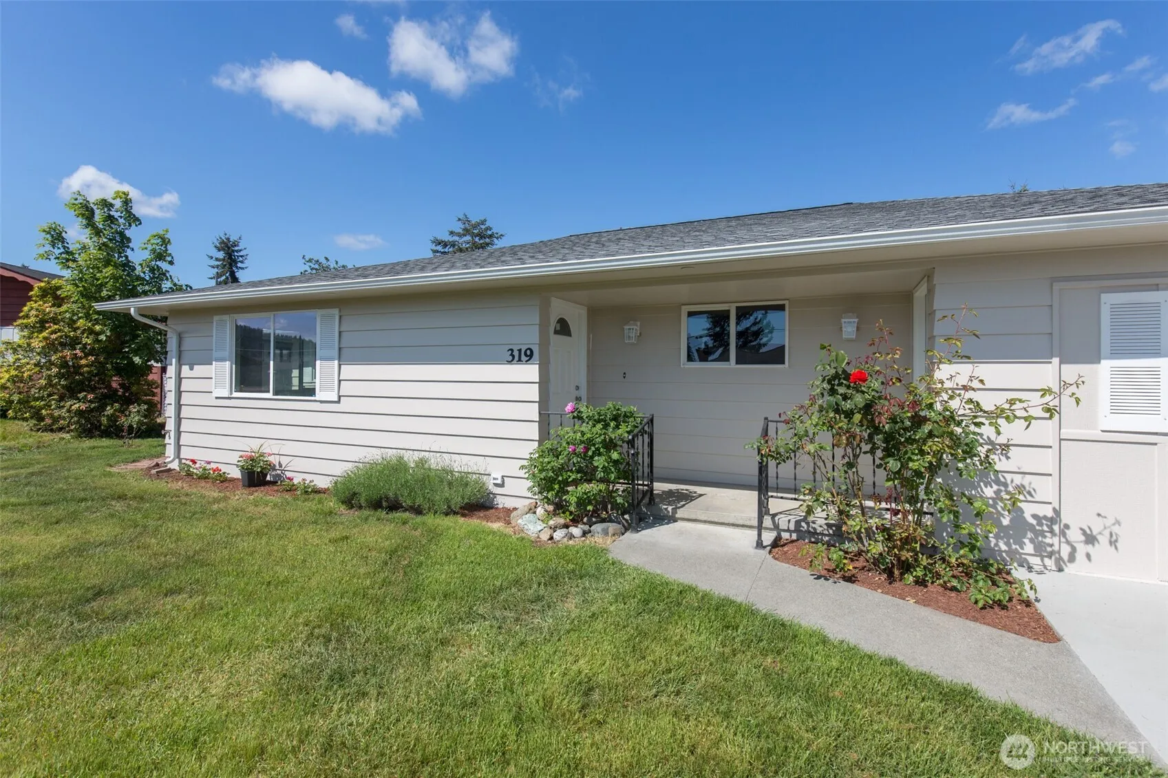 Property photo for 319 N Dunlap Street, Sequim photo 3