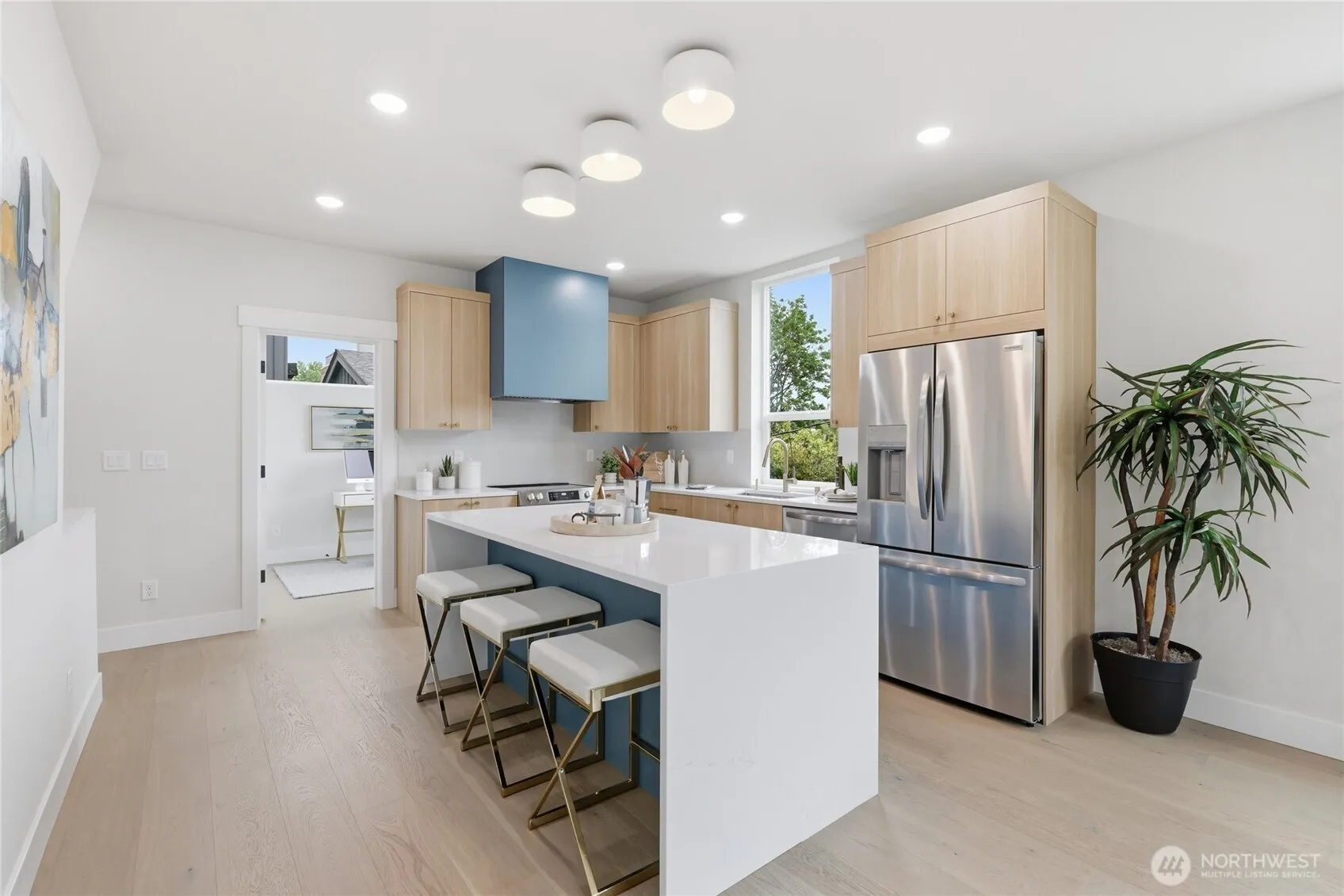 Property photo for 1405 29th Avenue, Seattle photo 2