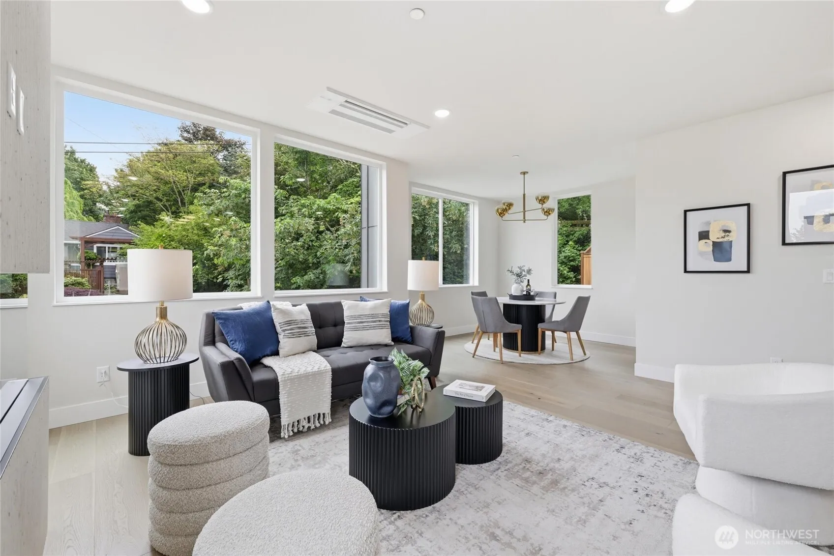 Property photo for 1405 29th Avenue, Seattle photo 3