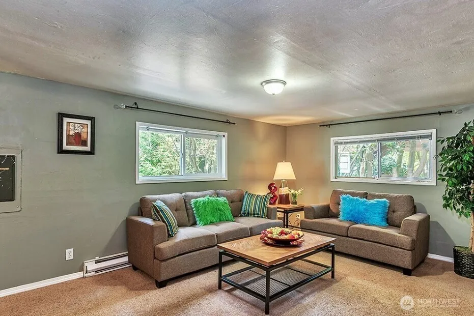 Property photo for 22910 Edmonds Way, Edmonds photo 4