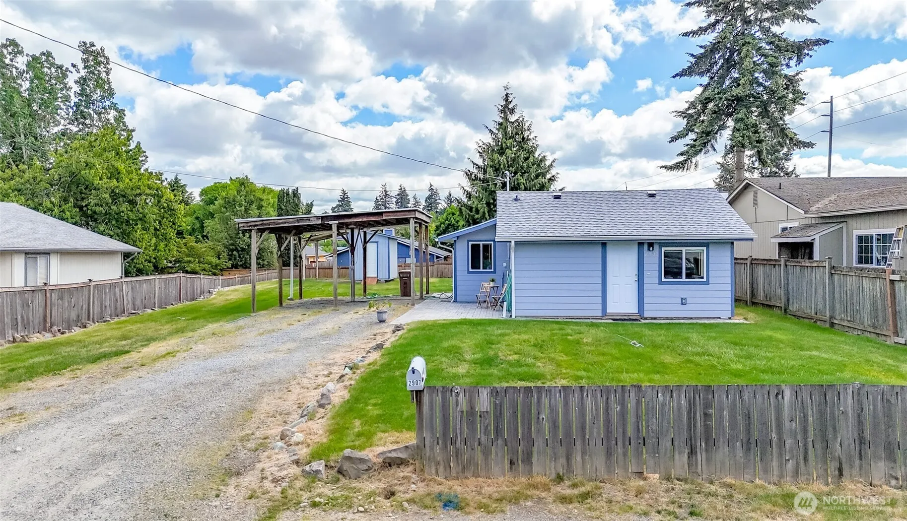 Property photo for 2907 Ne 57th Avenue, Tacoma