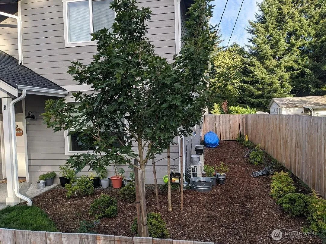 Property photo for 1214 Hall Street Se #a&b, Lacey photo 5