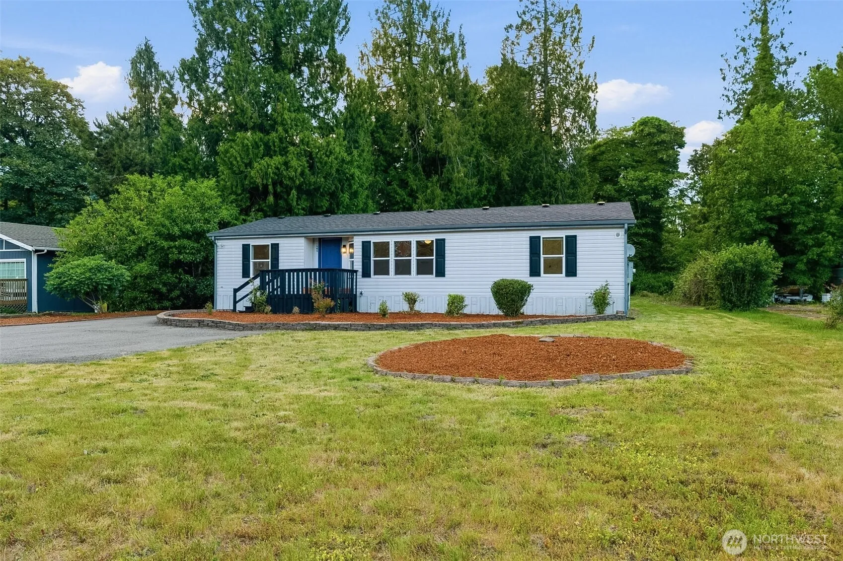 Property photo for 11344 6th Avenue Sw, Olympia