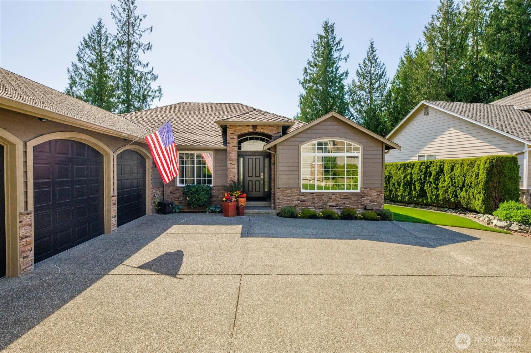 Property photo for 17806 Oxford Drive, Arlington photo 3