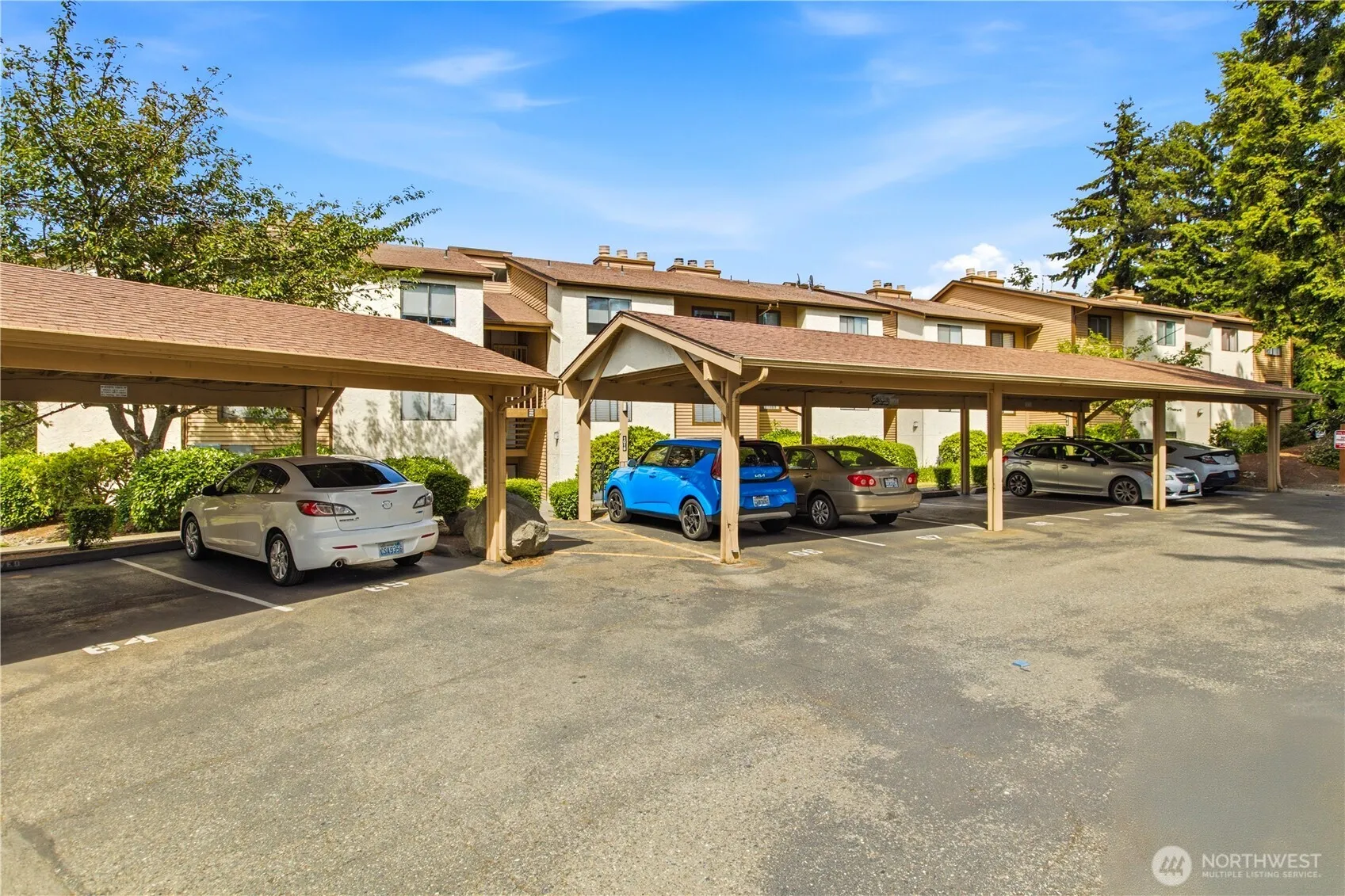 Property photo for 1018 S 312th Street #512, Federal Way photo 2