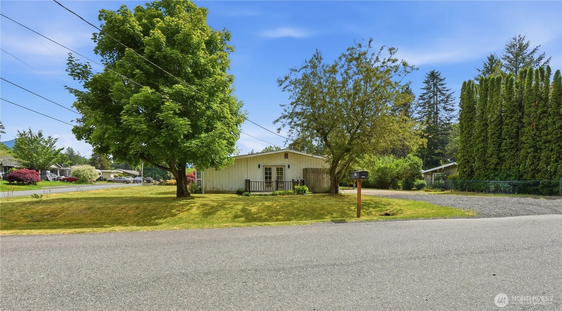 Property photo for 817 Ne 10th St, North Bend photo 4