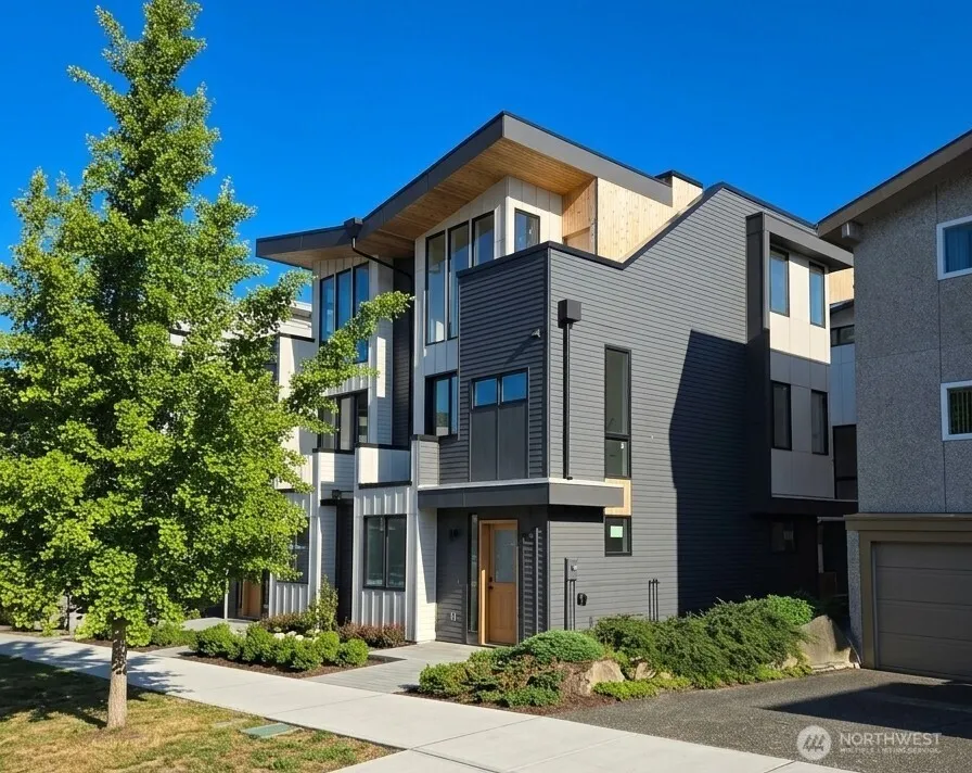 Property photo for 1521 Nw 63rd Street #a, Seattle