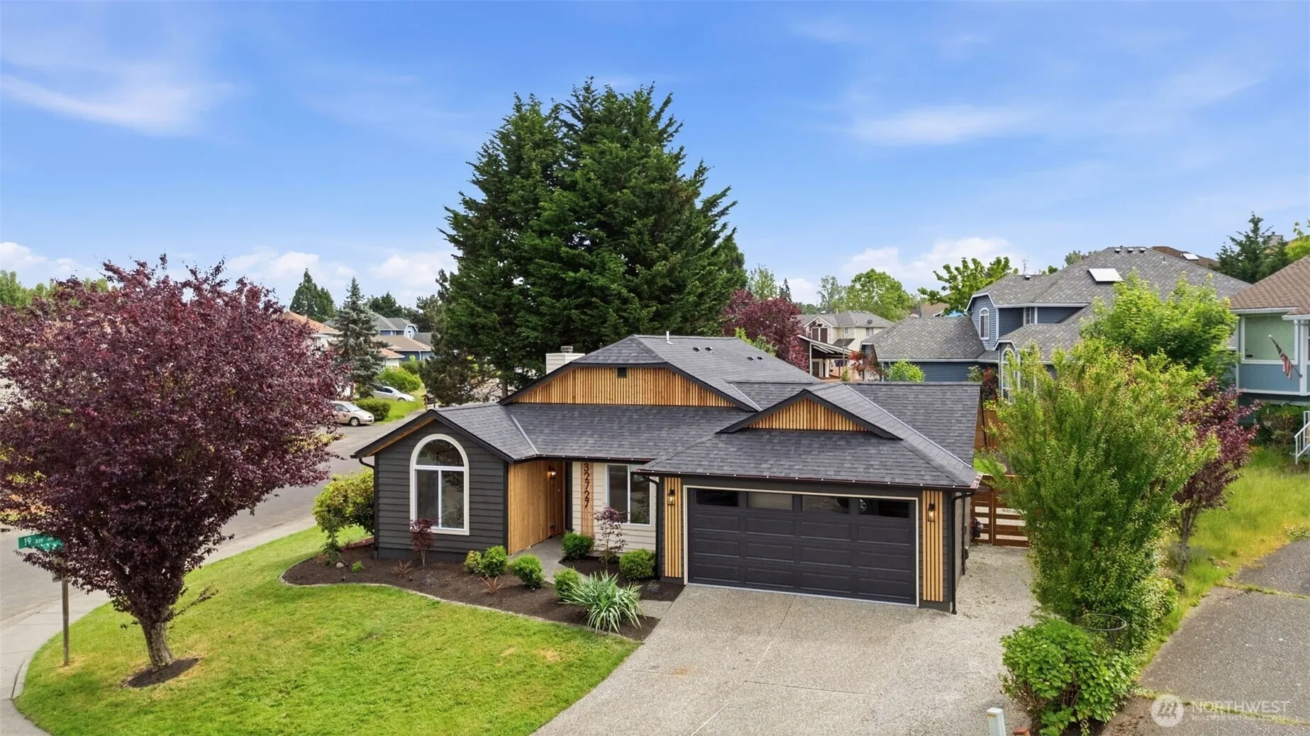 Property photo for 32727 19th Place Sw, Federal Way