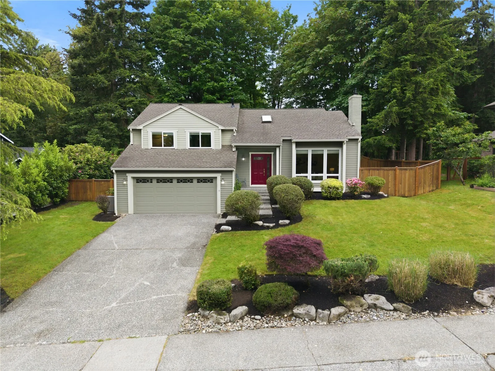 Property photo for 13415 Ne 119th Way, Redmond, WA 98052
