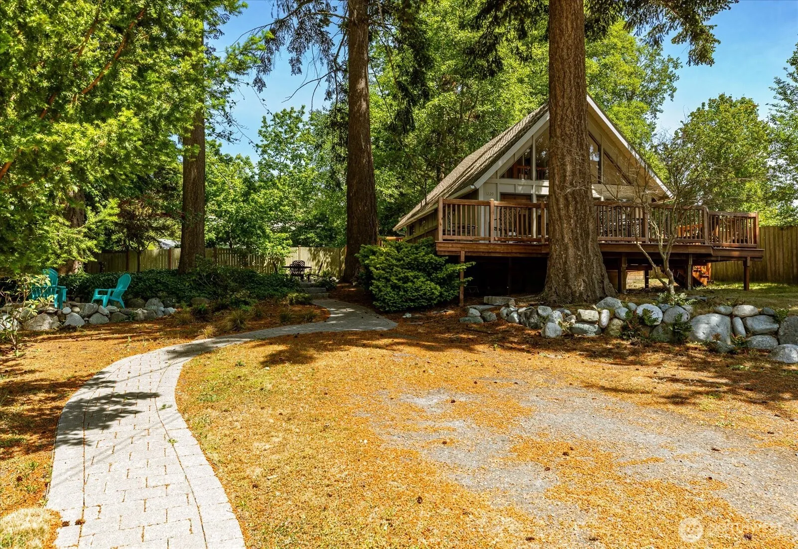 Property photo for 1229 Rickover Drive, Coupeville photo 2