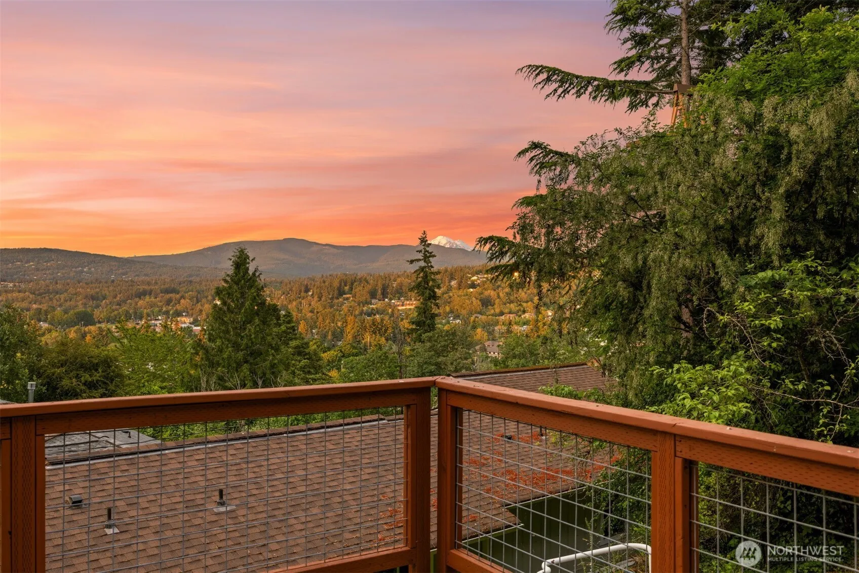 Property photo for 809 Liberty Street, Bellingham