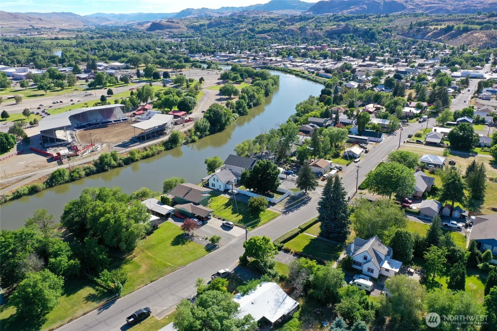 Property photo for 534 Dewberry Avenue E, Omak