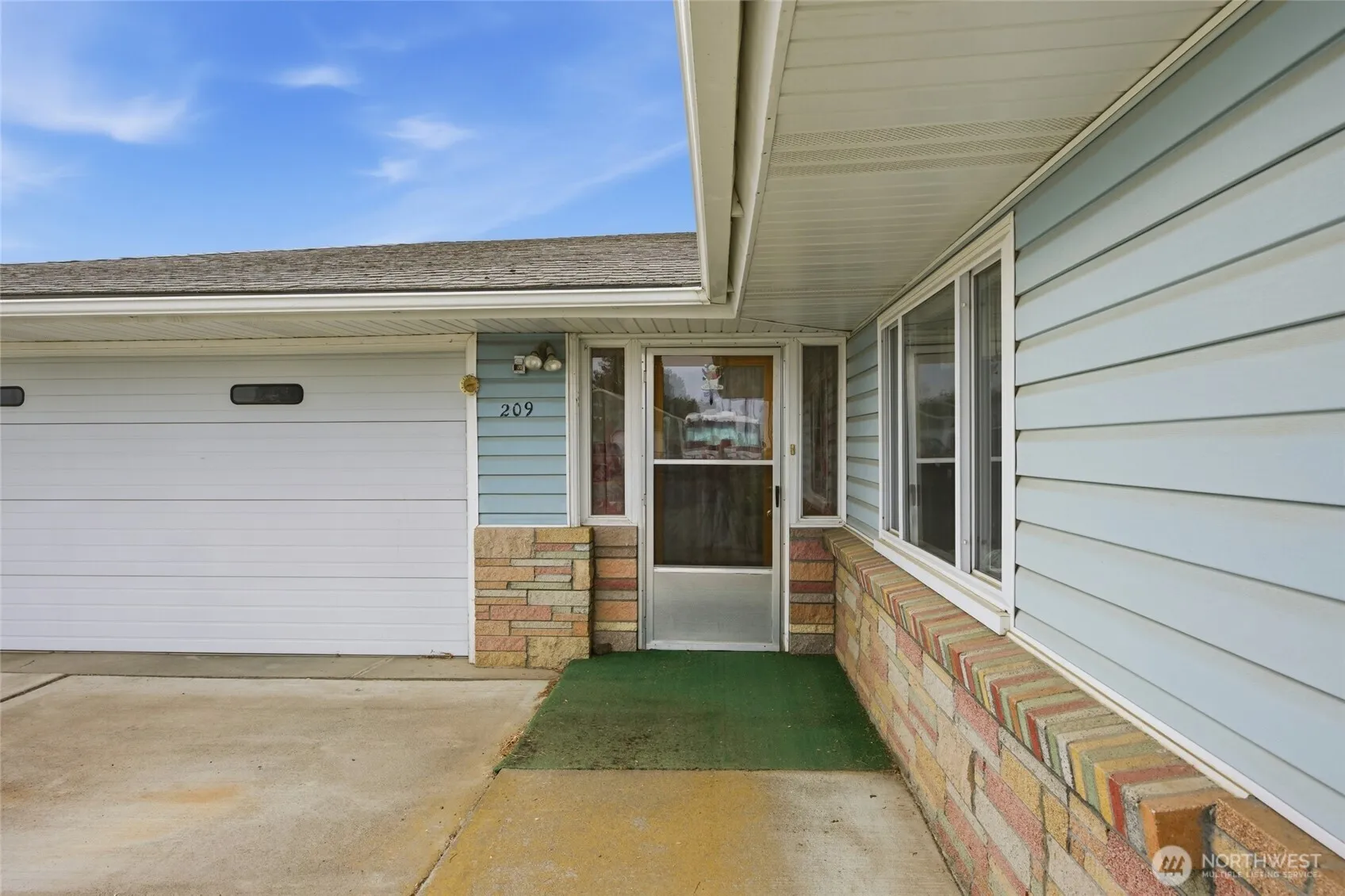Property photo for 209 W 5th Street, Warden photo 3
