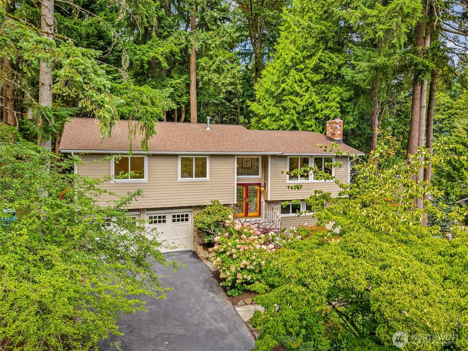 Property photo for 10554 Ne 150th Court, Bothell