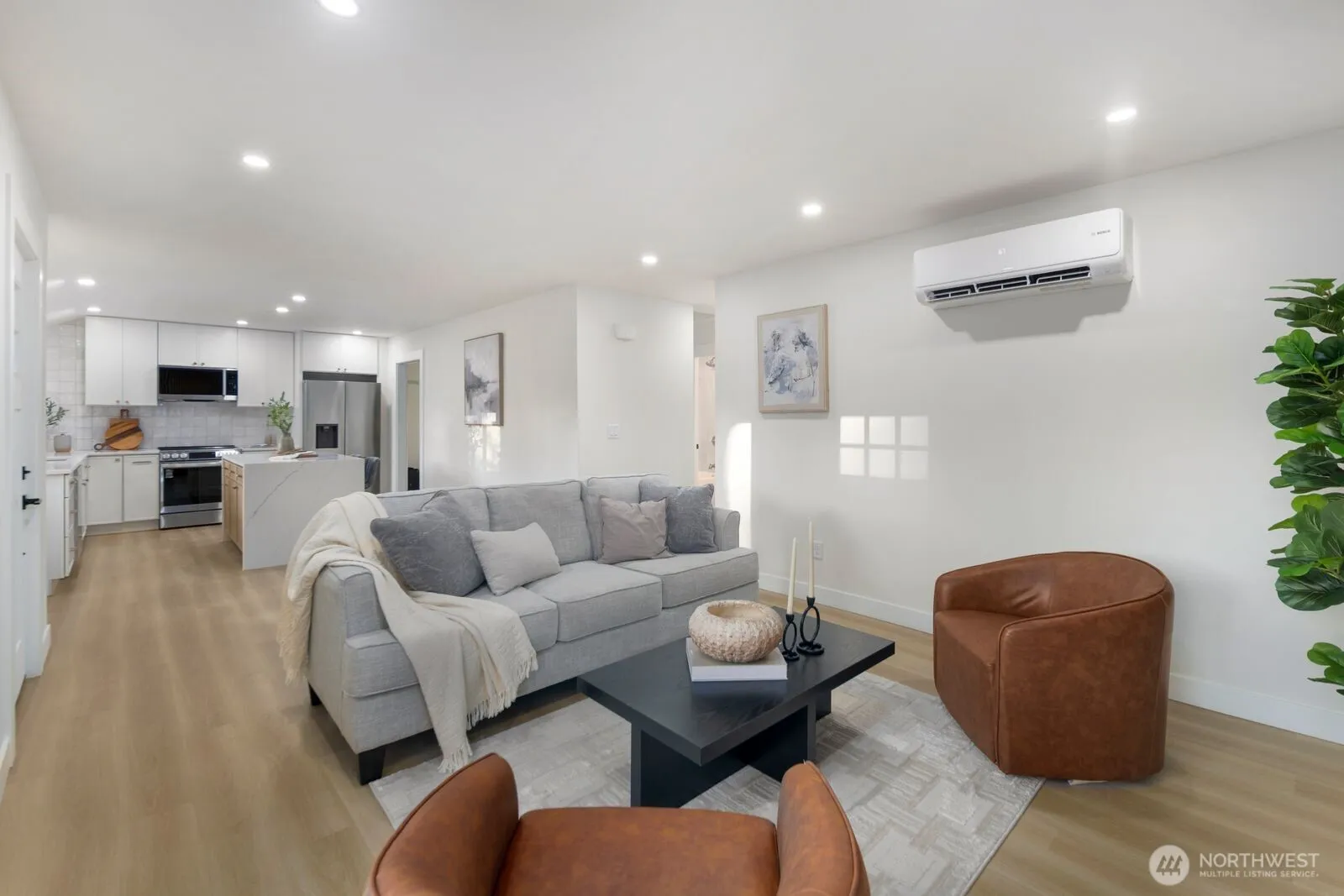 Property photo for 12042 5th Avenue Ne, Seattle photo 5