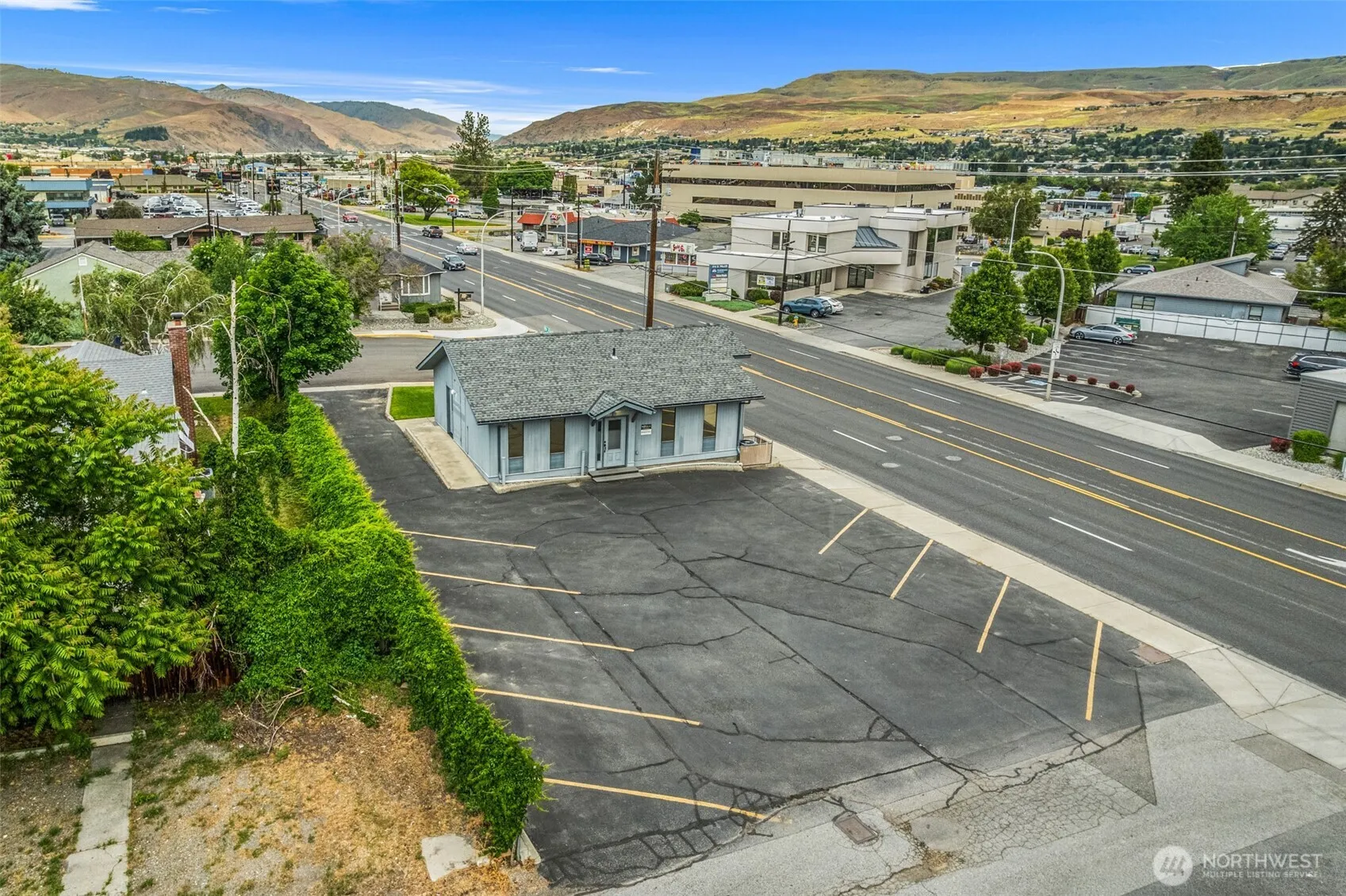 Property photo for 710 N Miller Street, Wenatchee