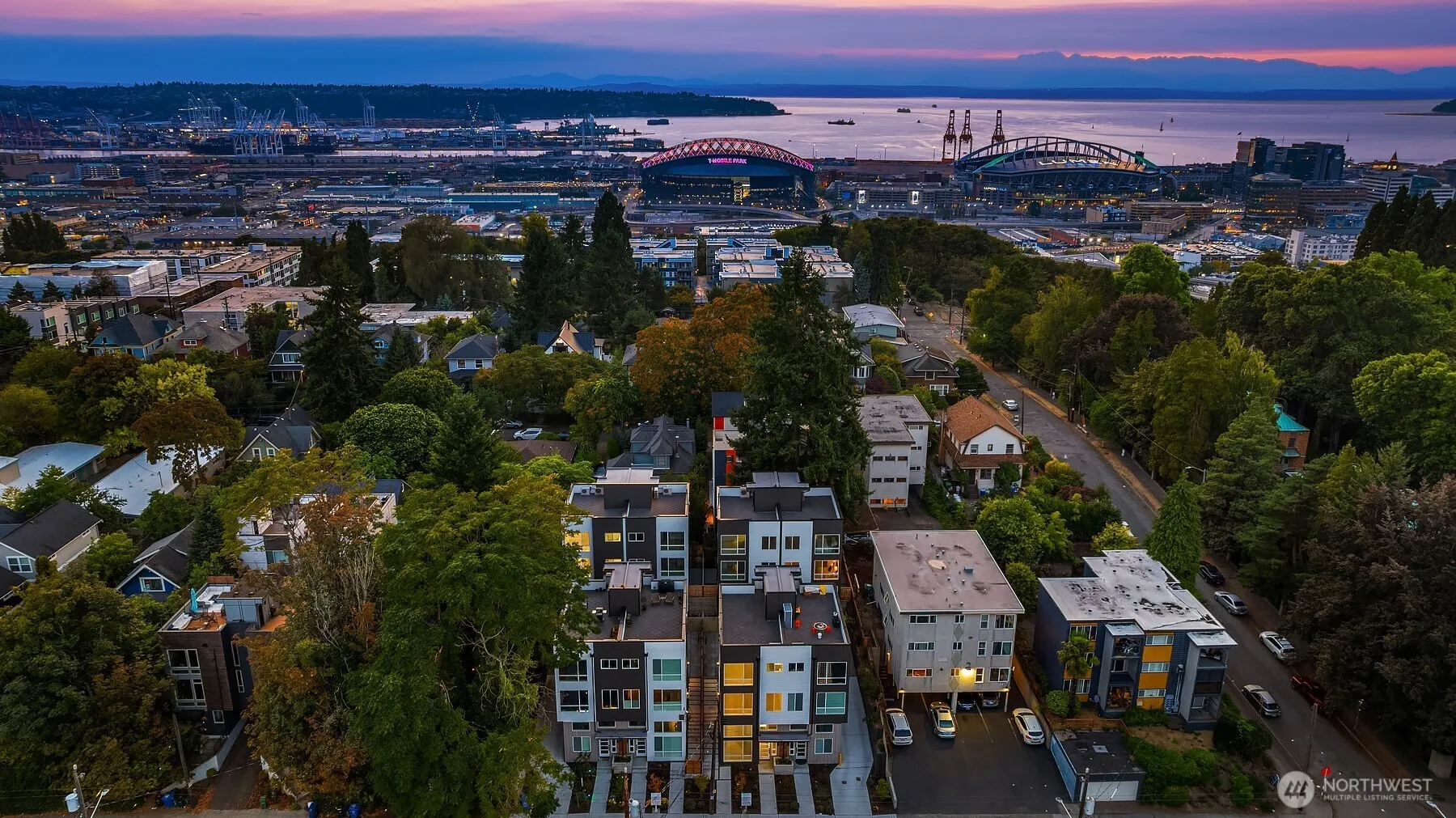 Property photo for 1319 14th Avenue #a, Seattle