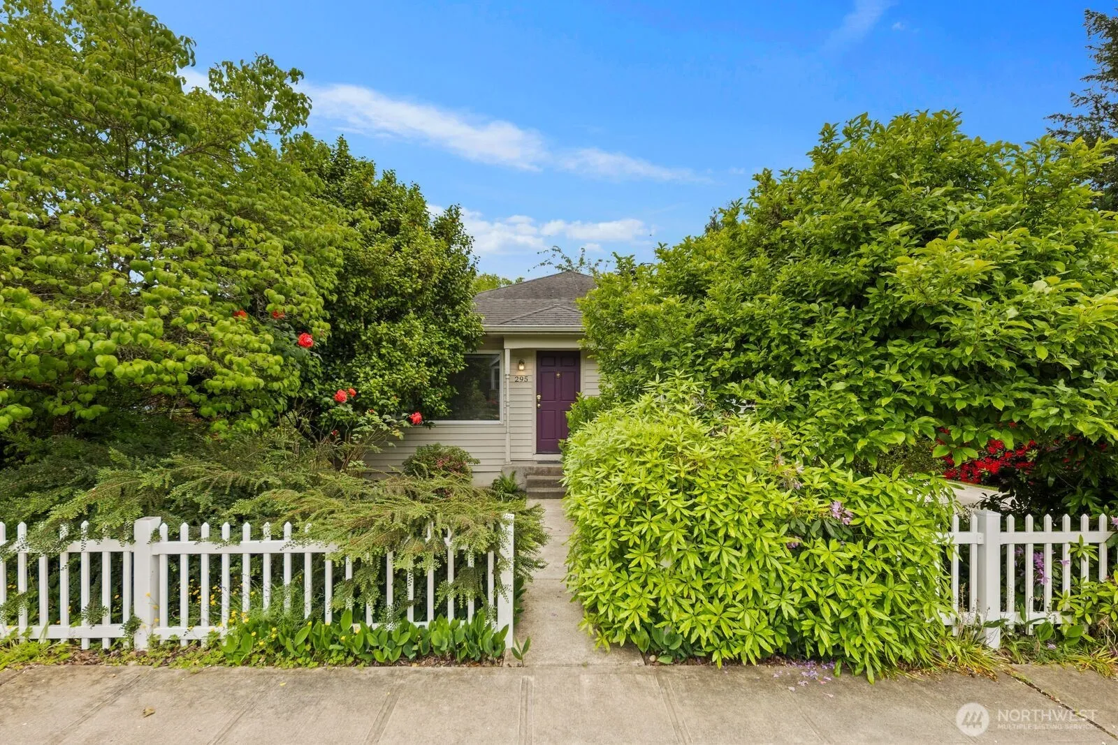 Property photo for 295 Ne Alder Street, Issaquah photo 3