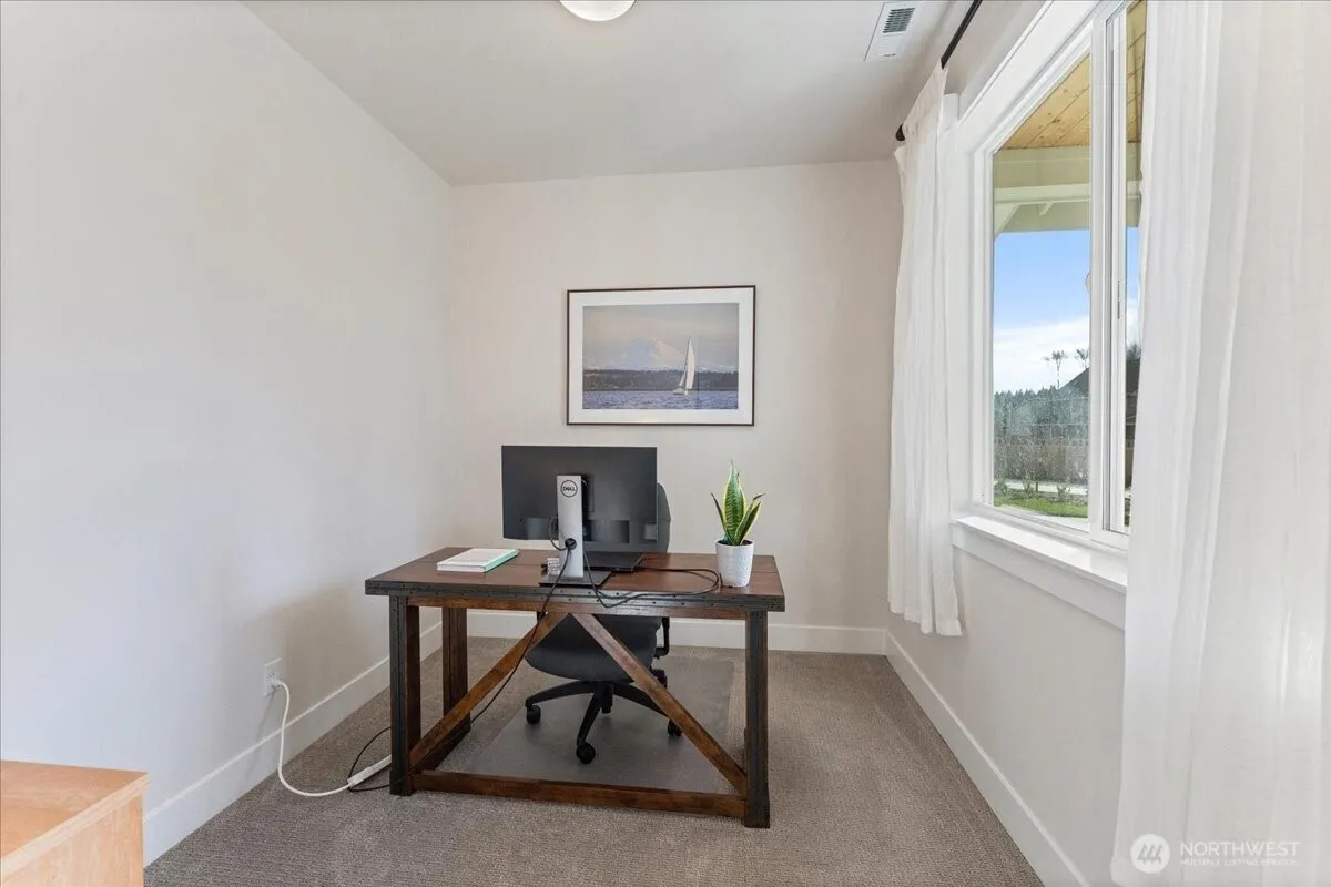 Property photo for 18905 129th Street E, Bonney Lake photo 3
