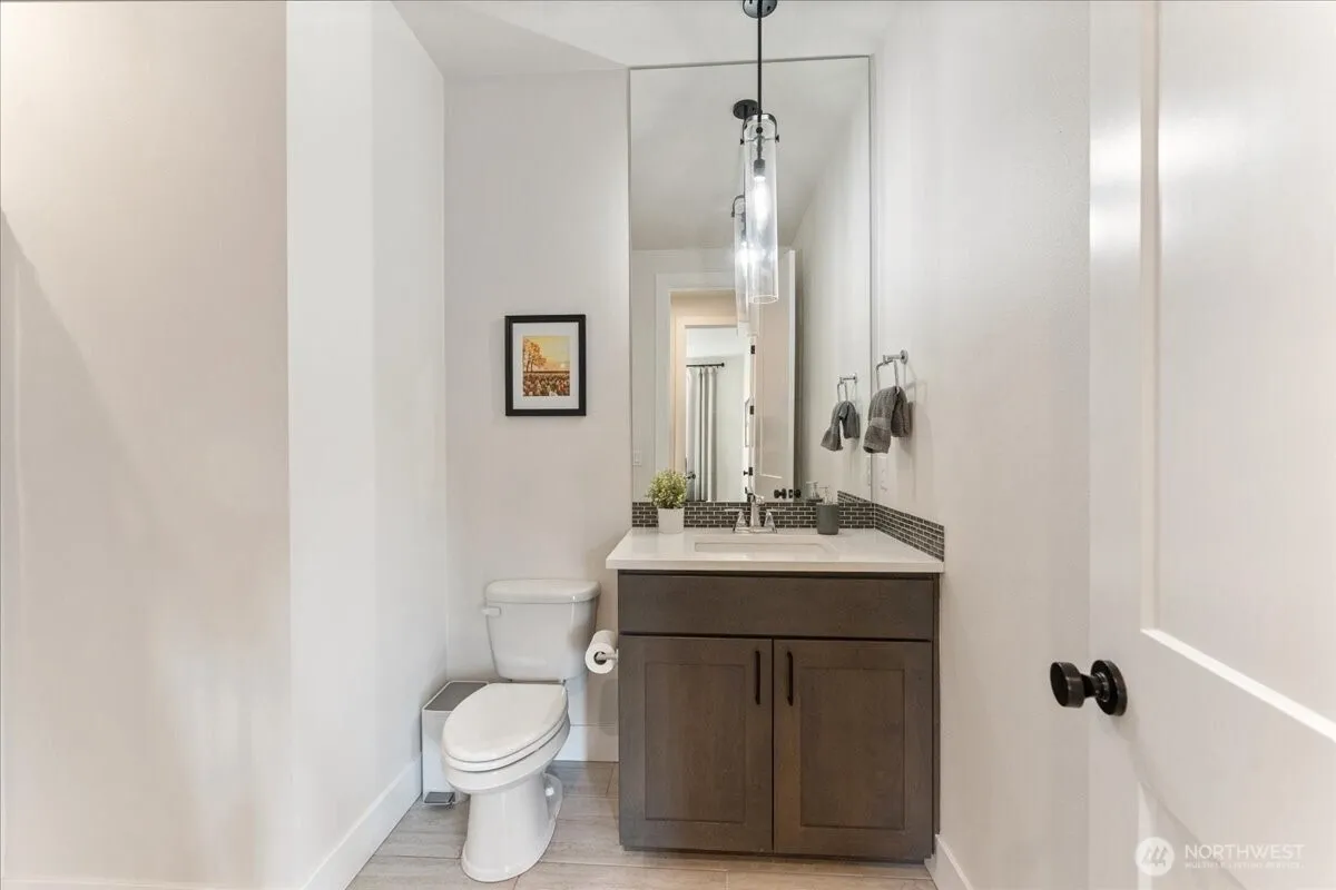 Property photo for 18905 129th Street E, Bonney Lake photo 5
