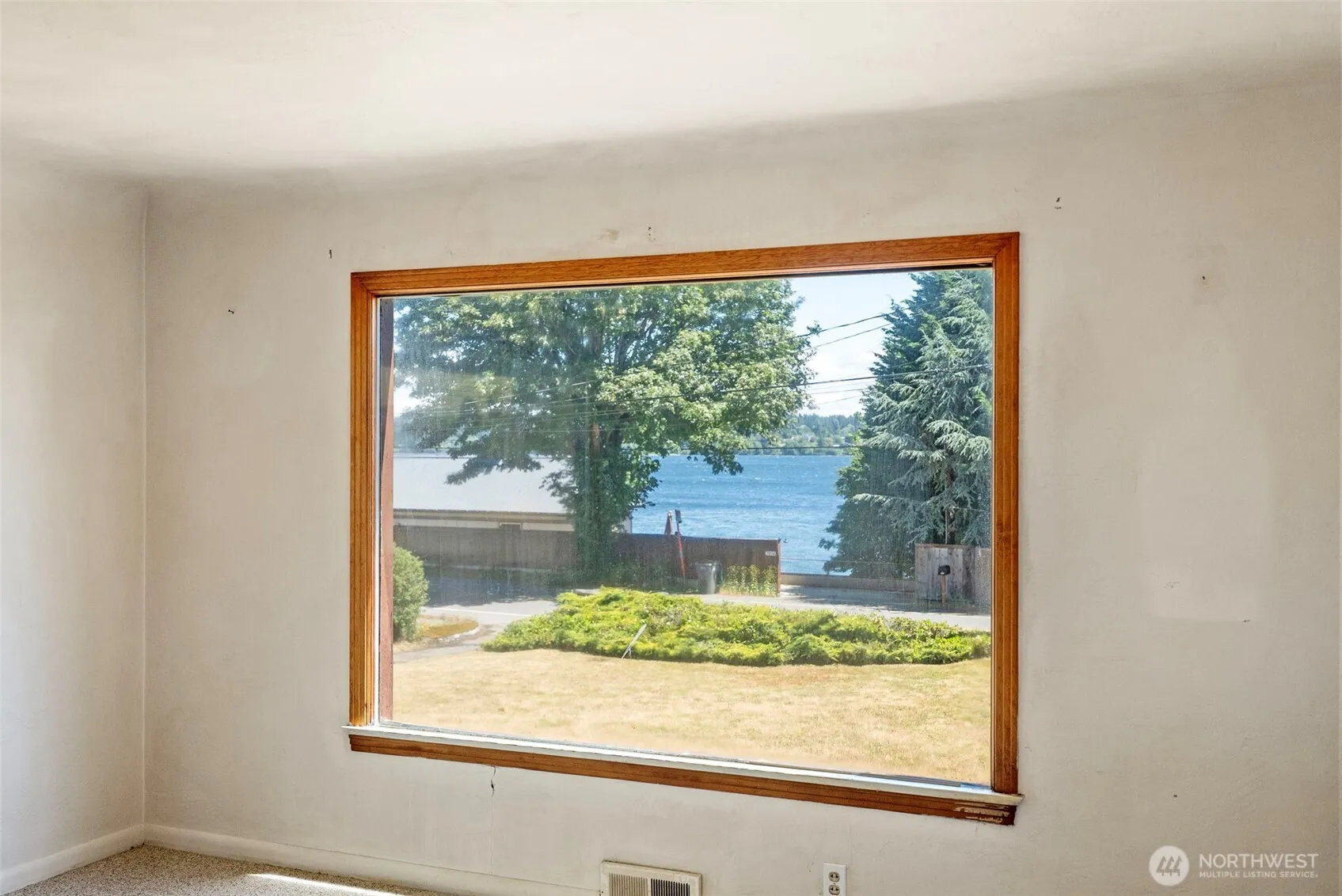 Property photo for 7073 Chico Way Nw, Bremerton photo 3