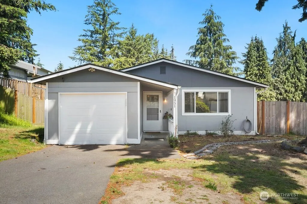 Property photo for 1951 E 65th Street, Tacoma photo 3
