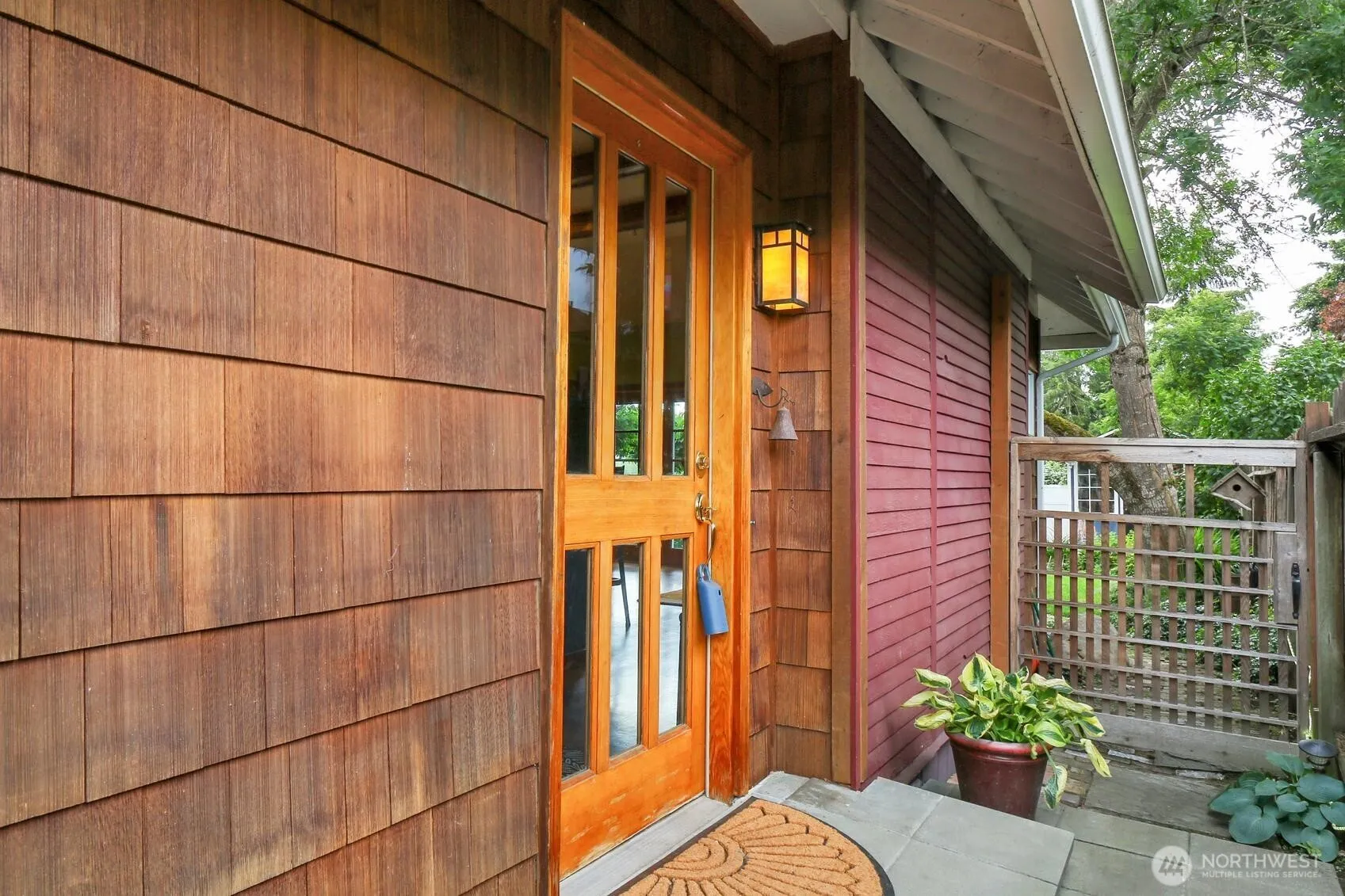 Property photo for 4229 46th Avenue S, Seattle photo 2