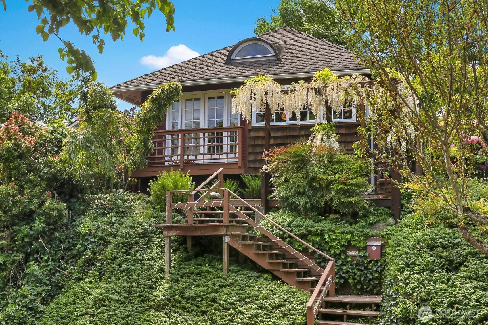 Property photo for 4229 46th Avenue S, Seattle