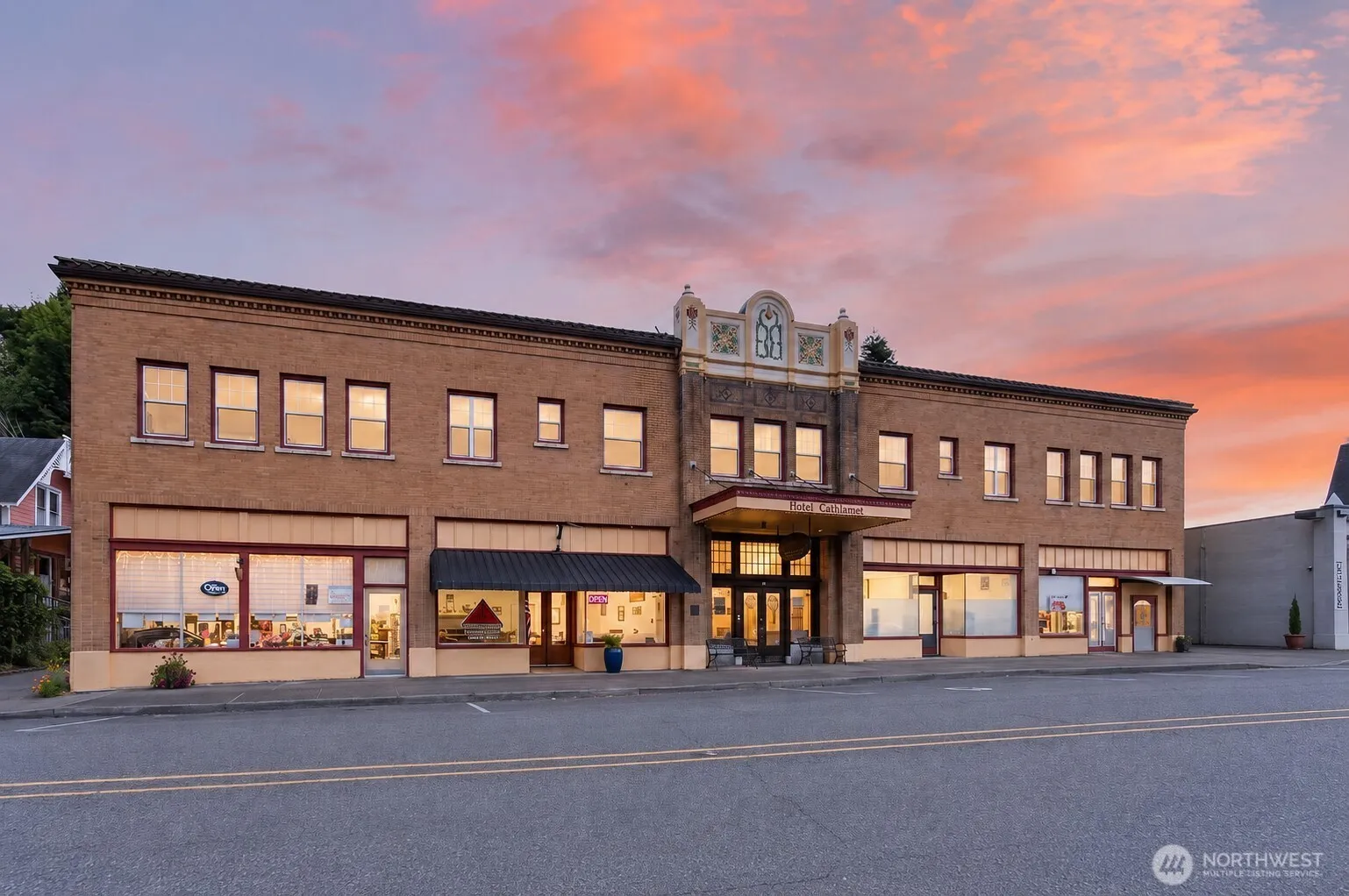 Property photo for 69 Main Street, Cathlamet