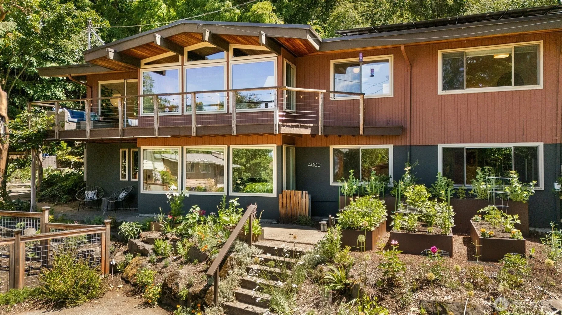 Property photo for 4000 Sw Myrtle Street, Seattle