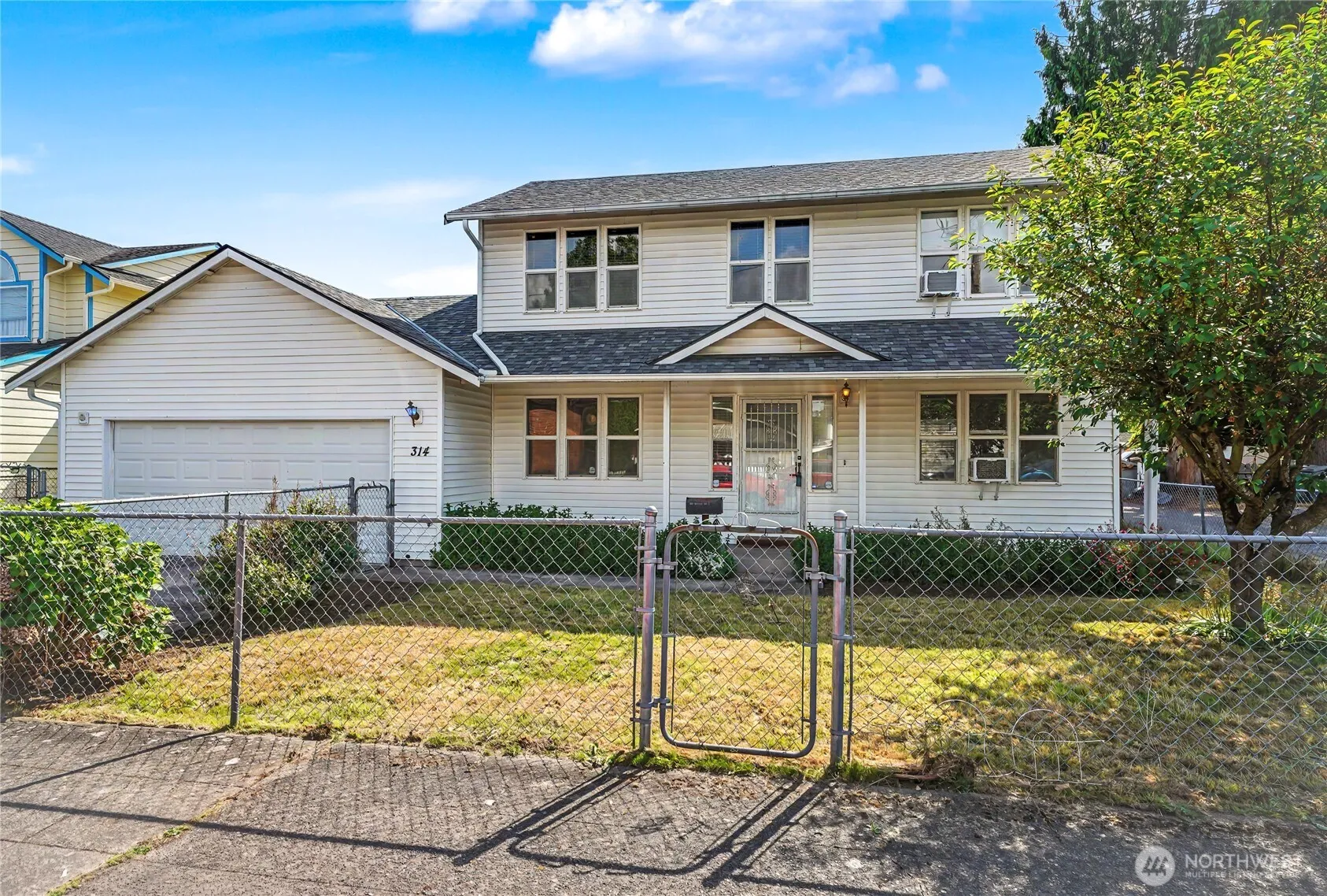 Property photo for 314 Factory Avenue N, Renton photo 2