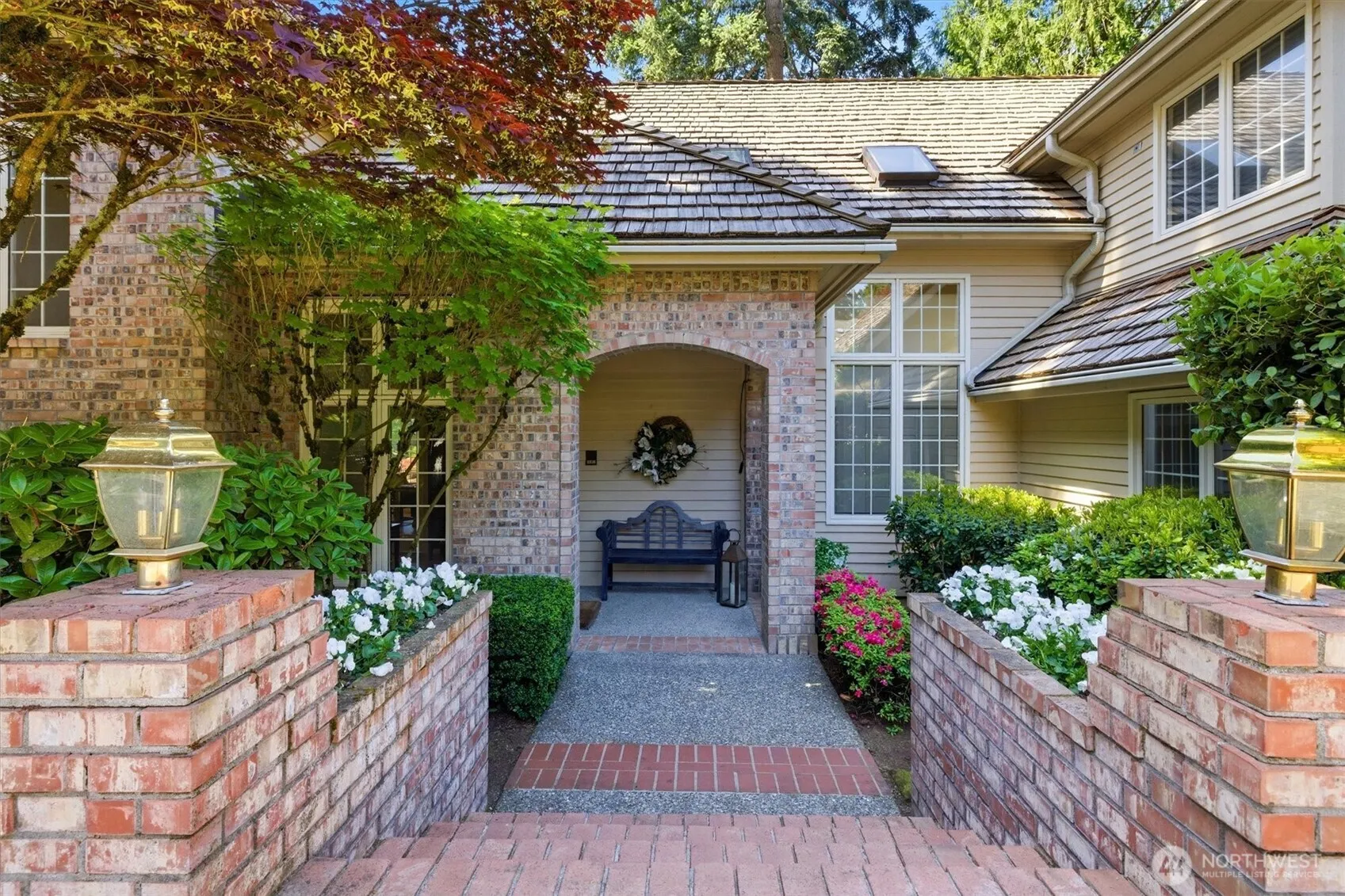 Property photo for 13713 209th Avenue Ne, Woodinville photo 3