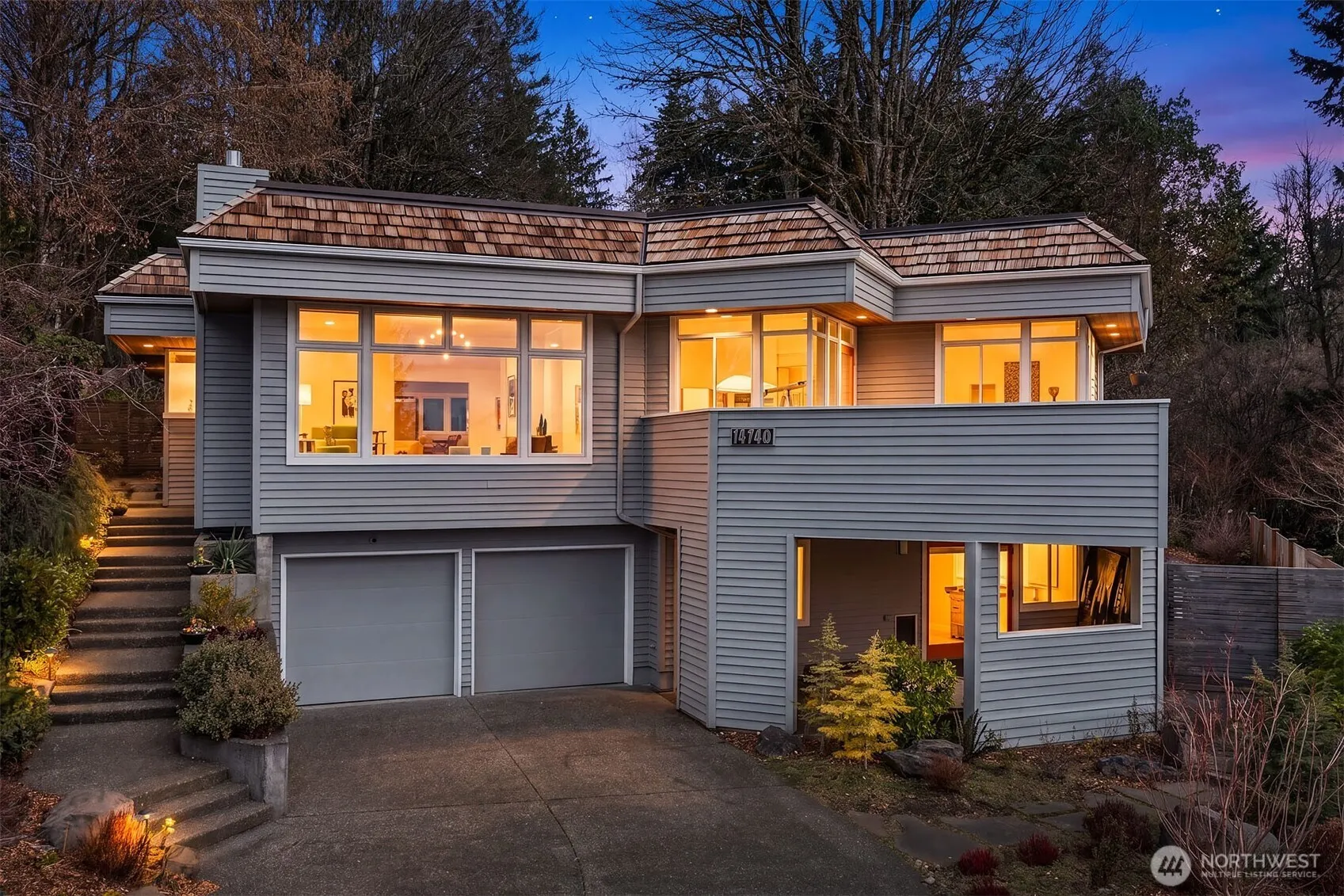 Property photo for 14740 Se 56th Street, Bellevue