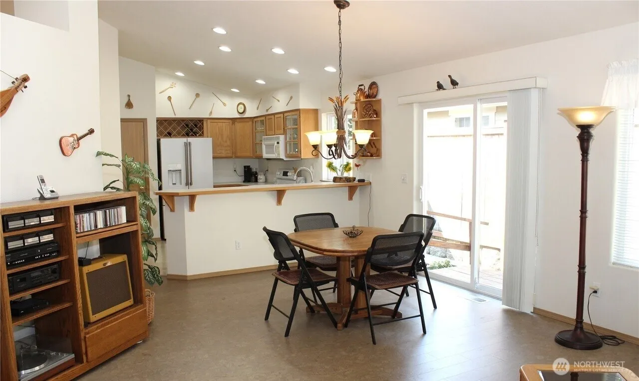 Property photo for 5216 Ivy Hill Lane Se, Lacey photo 4