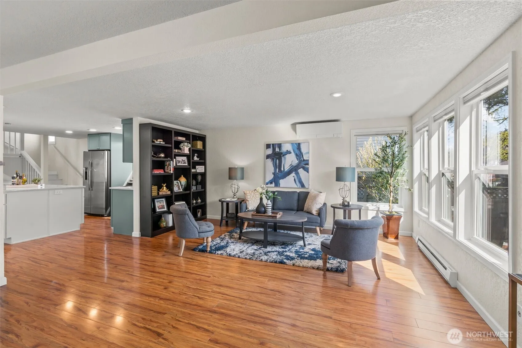 Property photo for 8109 15th Avenue Sw, Seattle photo 5
