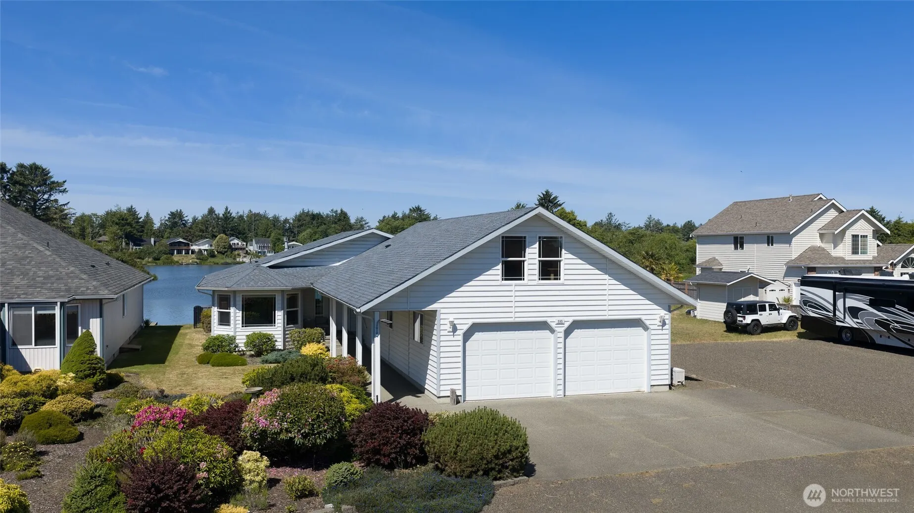 Property photo for 595 Blue Wing Loop Se, Ocean Shores