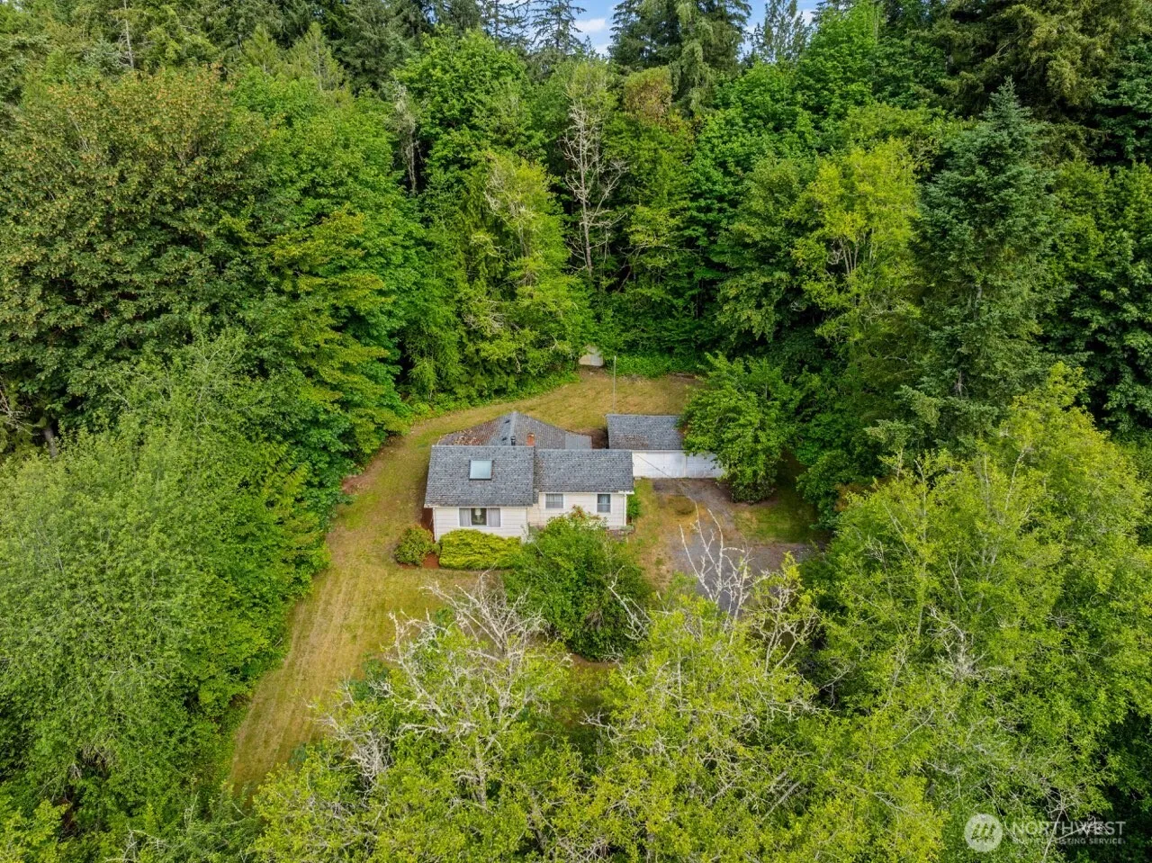 Property photo for 4711 Johnson Point Road Ne, Olympia photo 5