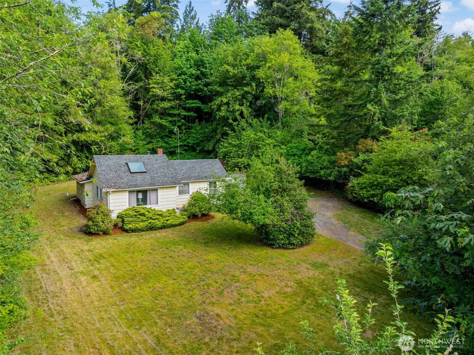 Property photo for 4711 Johnson Point Road Ne, Olympia