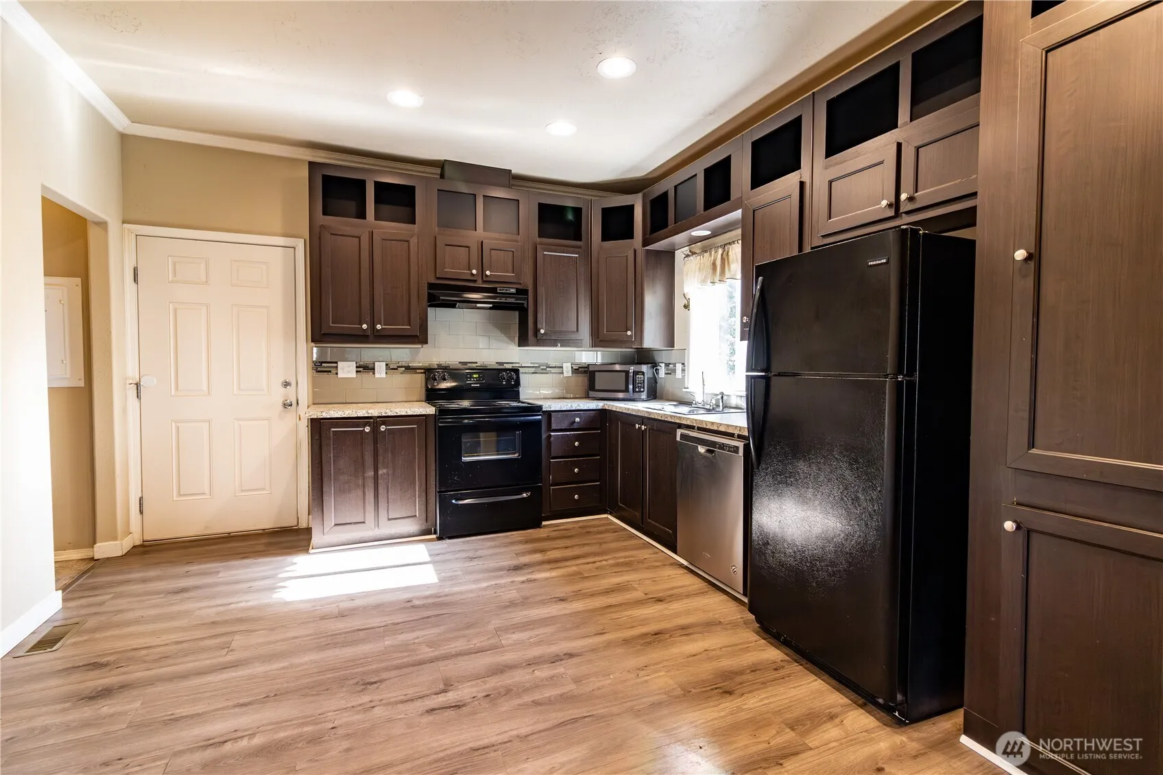 Property photo for 2165 Lynnette Place Nw, Bremerton photo 4