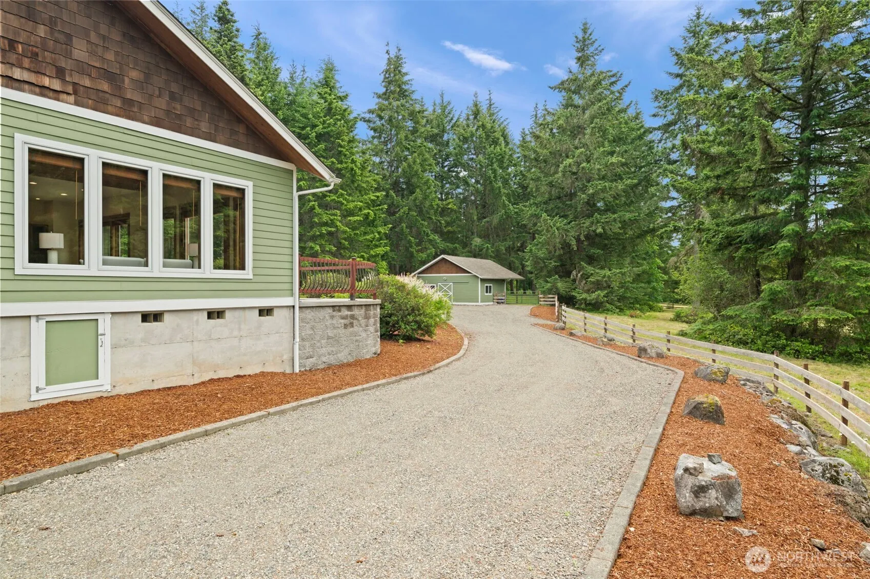 Property photo for 6301 Foxtrail Court Ne, Olympia photo 5