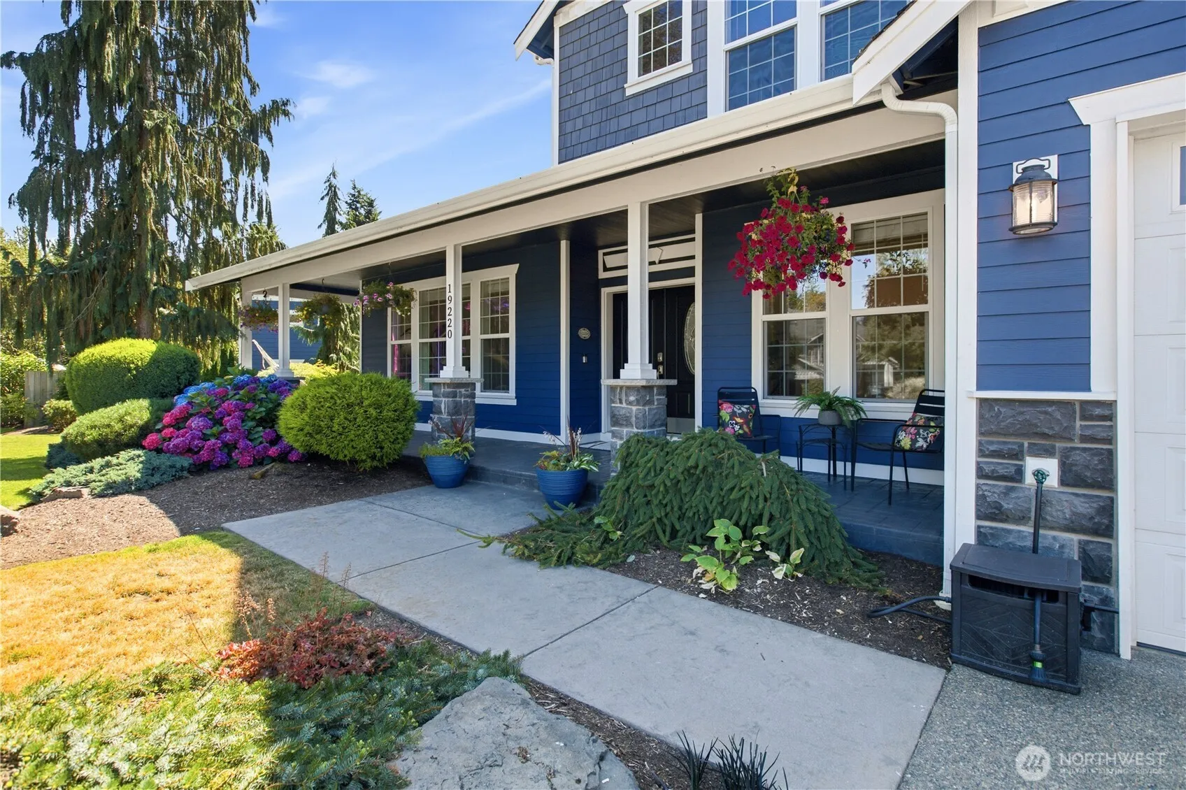 Property photo for 19220 5th Street E, Lake Tapps photo 2