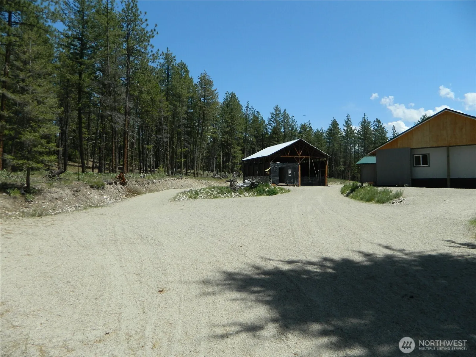 Property photo for 16 Summit Lake Road, Tonasket photo 2