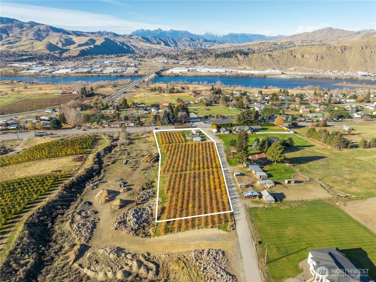 Property photo for 20 Blue Grade Road, East Wenatchee
