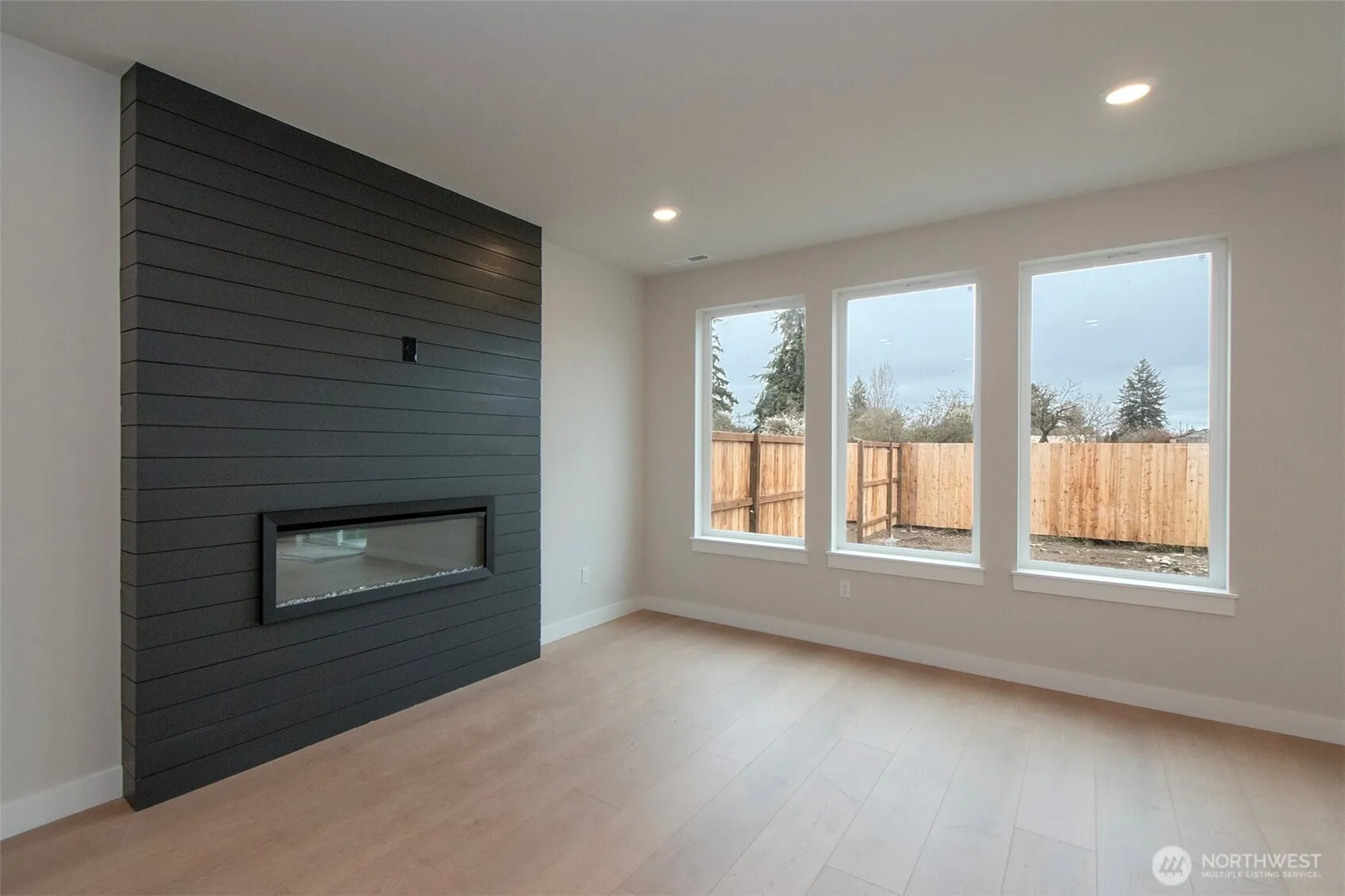 Property photo for 40 Sussex Court, Sequim photo 5