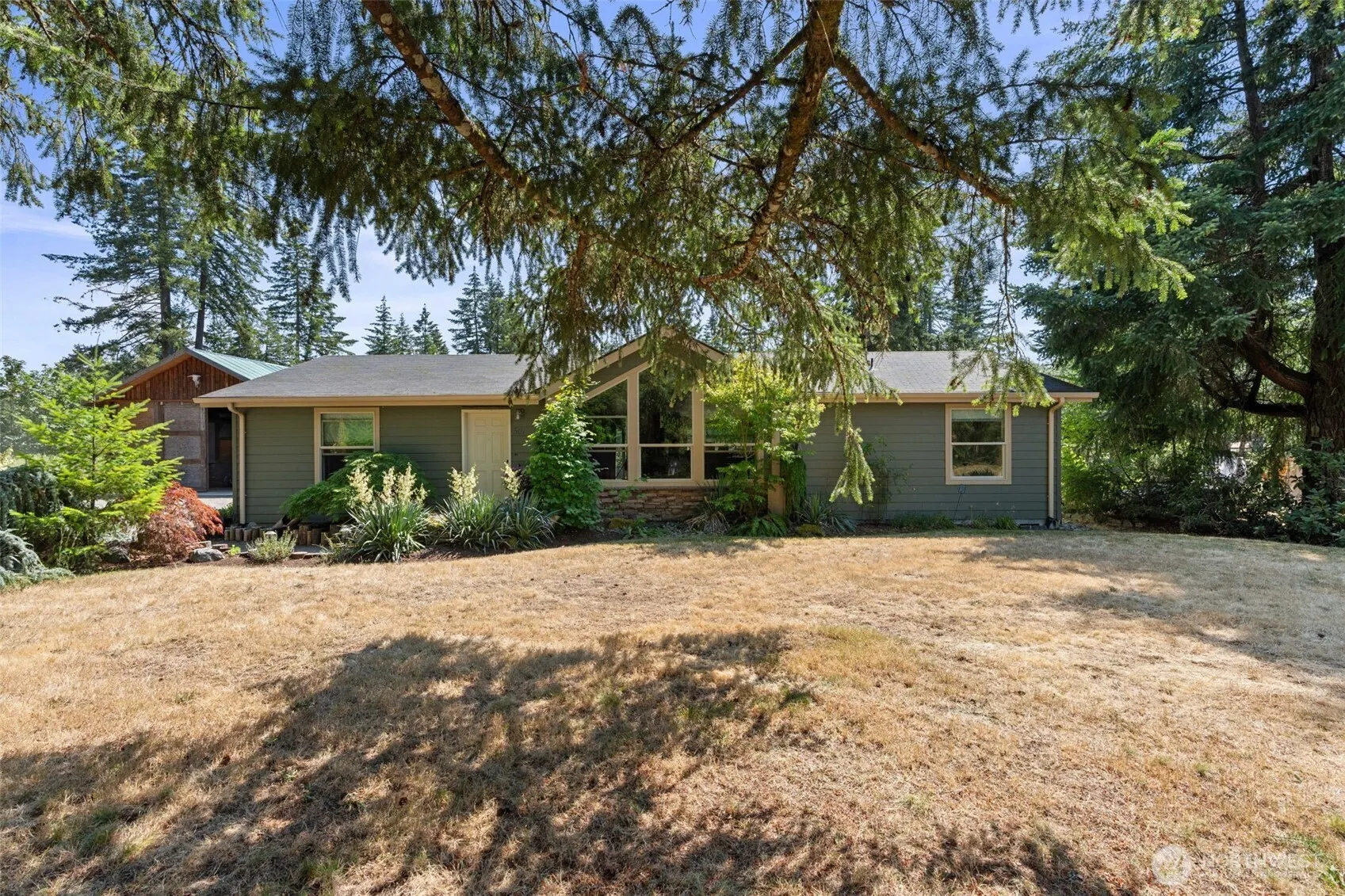 Property photo for 12441 133rd Avenue Se, Rainier photo 4
