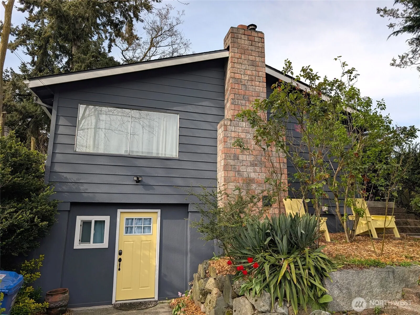 Property photo for 936 N 101st Street, Seattle