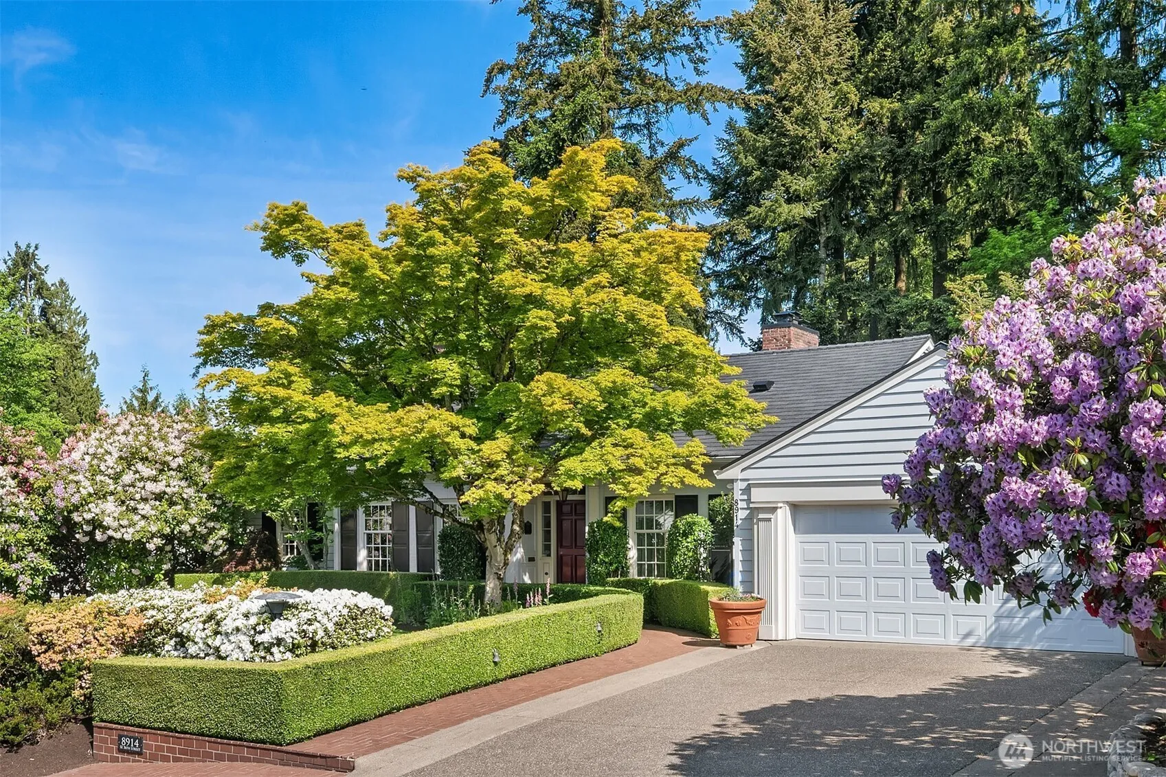 Property photo for 8914 Se 56th Street, Mercer Island