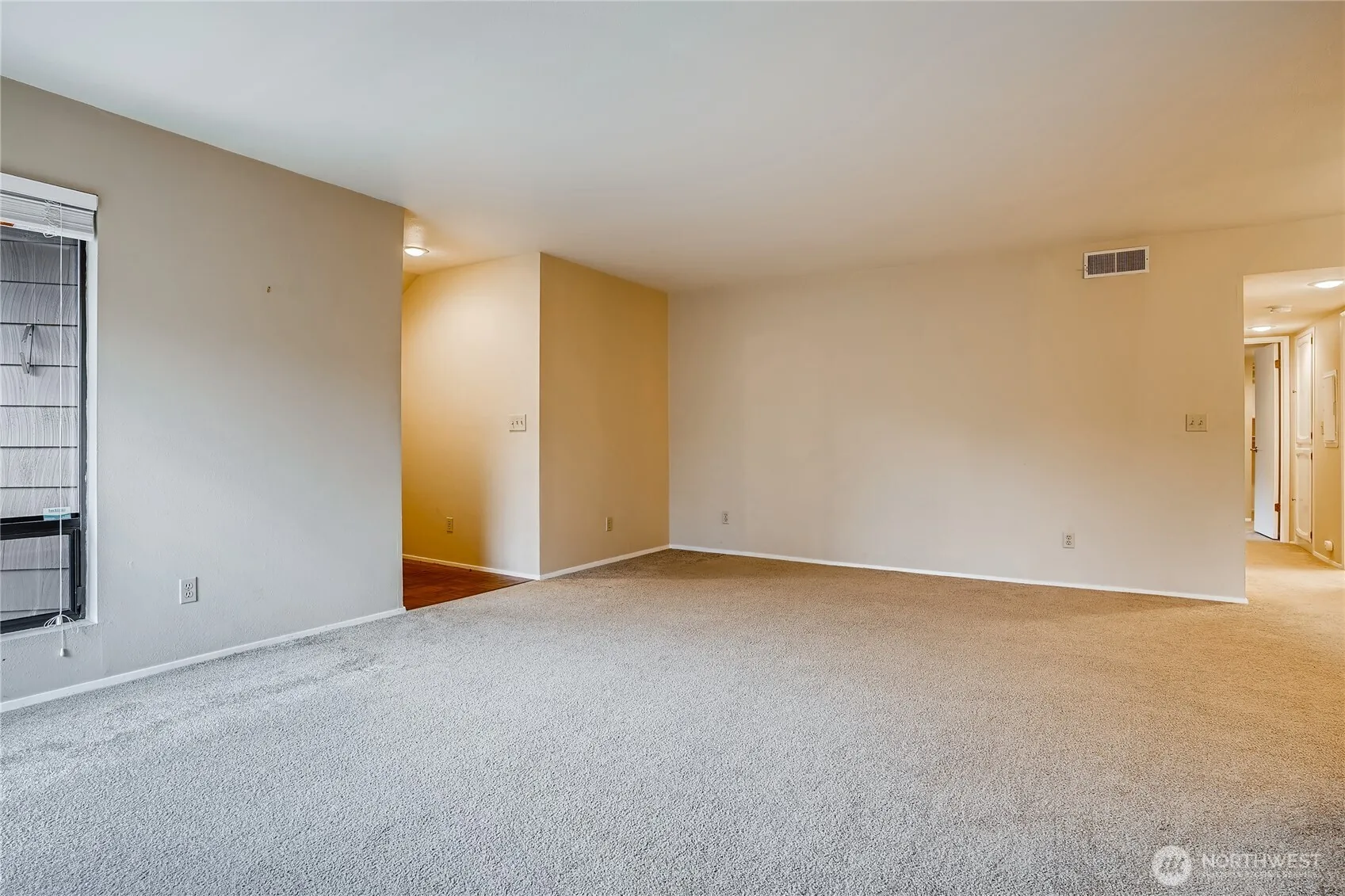 Property photo for 11506 Ne 128th Street #17, Kirkland photo 5