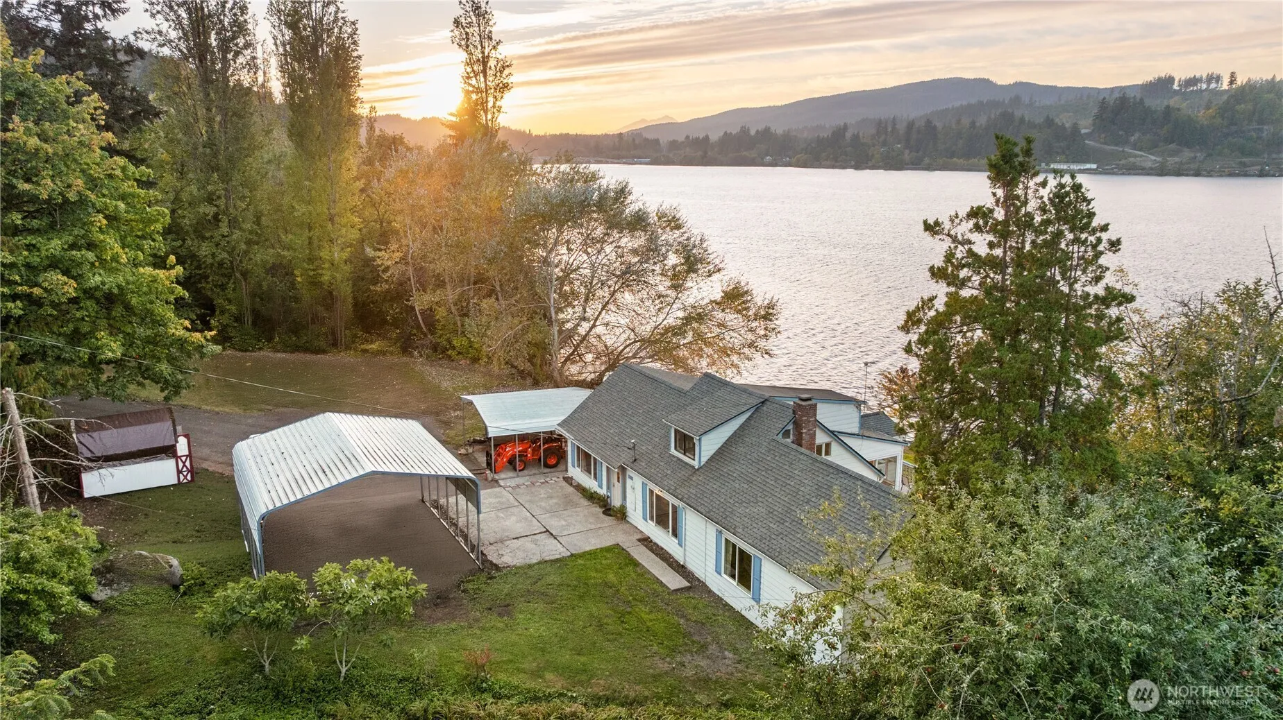 Property photo for 1885 Sw Bay Street, Port Orchard